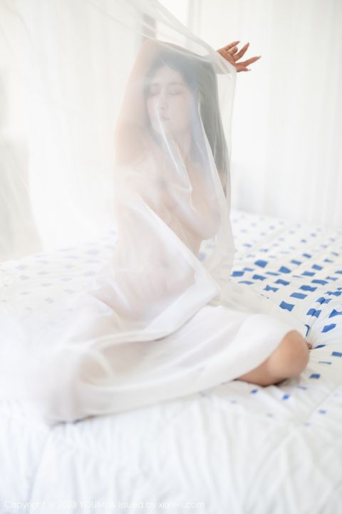 【YOUMI尤蜜荟】20230518Vol939laura阿姣【82P】-XIUREN秀人网