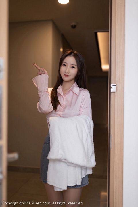 【XiuRen秀人網】20230531Vol6832杏子Yada【79P】-XIUREN秀人网