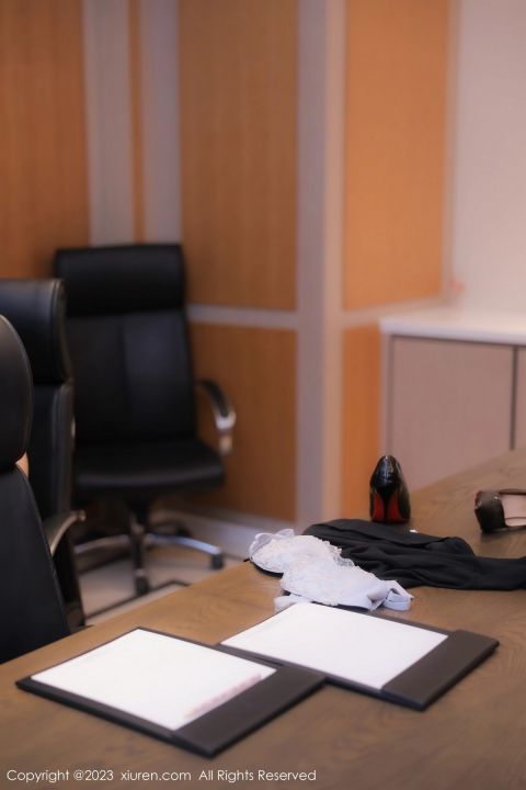 【XiuRen秀人網】20230602Vol6848江真真【78P】-XIUREN秀人网