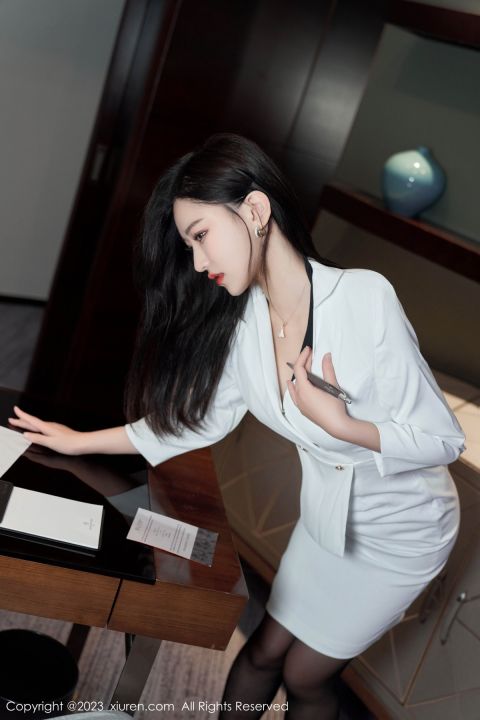 【XiuRen秀人網】20230612Vol6900妙可可Cheese【80P】-XIUREN秀人网