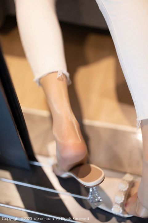 【XiuRen秀人網】20230613Vol6907楊晨晨Yome【86P】-XIUREN秀人网