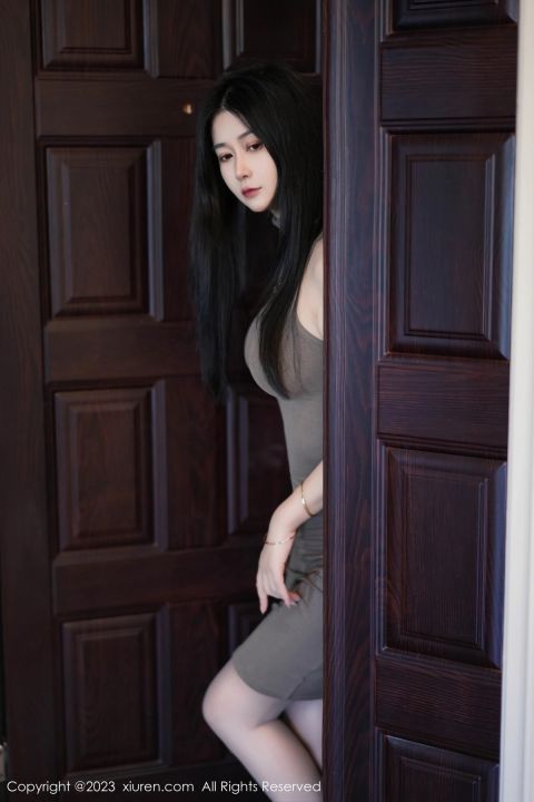 【XiuRen秀人網】20230615Vol6922laura阿姣【77P】-XIUREN秀人网