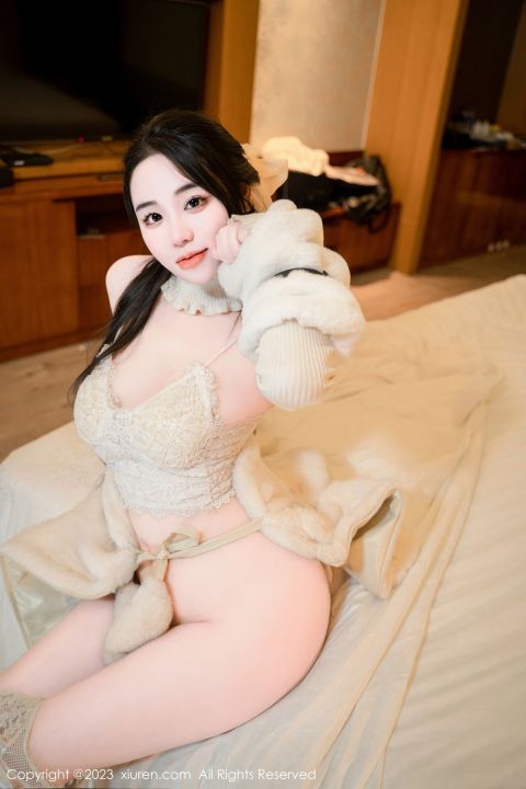 【XiuRen秀人網】20230704Vol7018汐汐愛吃草莓【68P】-XIUREN秀人网