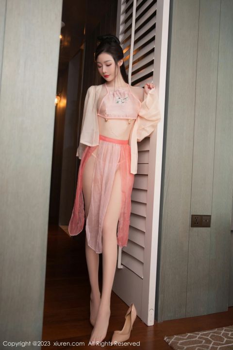 【XiuRen秀人網】20230713Vol7075是小逗逗【79P】-XIUREN秀人网