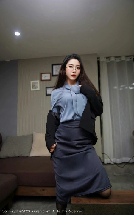 【XiuRen秀人網】20230803Vol7179嚴利娅Yuliya【82P】-XIUREN秀人网