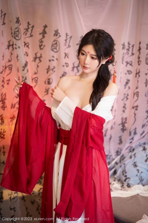 【XiuRen秀人網】20230804Vol7192怮怮【92P】-XIUREN秀人网