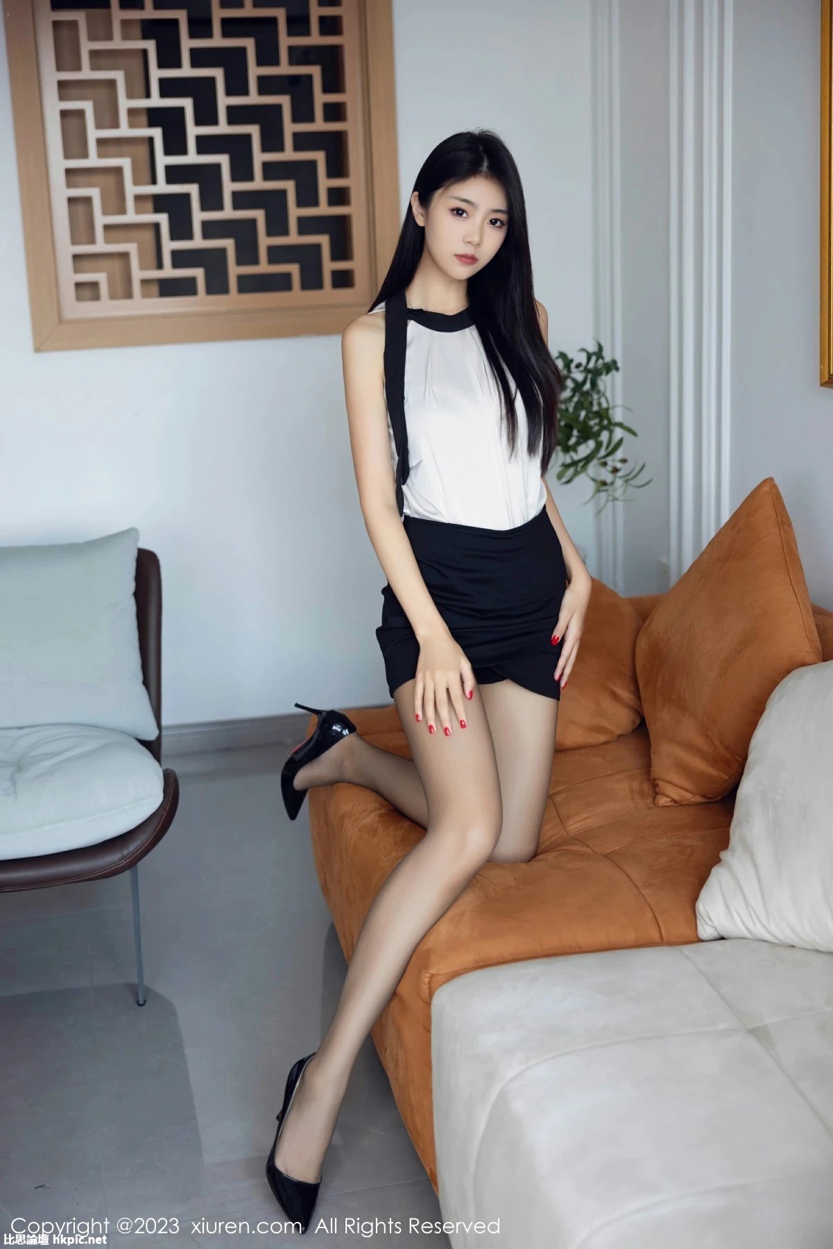 【XiuRen秀人網】20230906Vol7342可樂Vicky【81P】-XIUREN秀人网