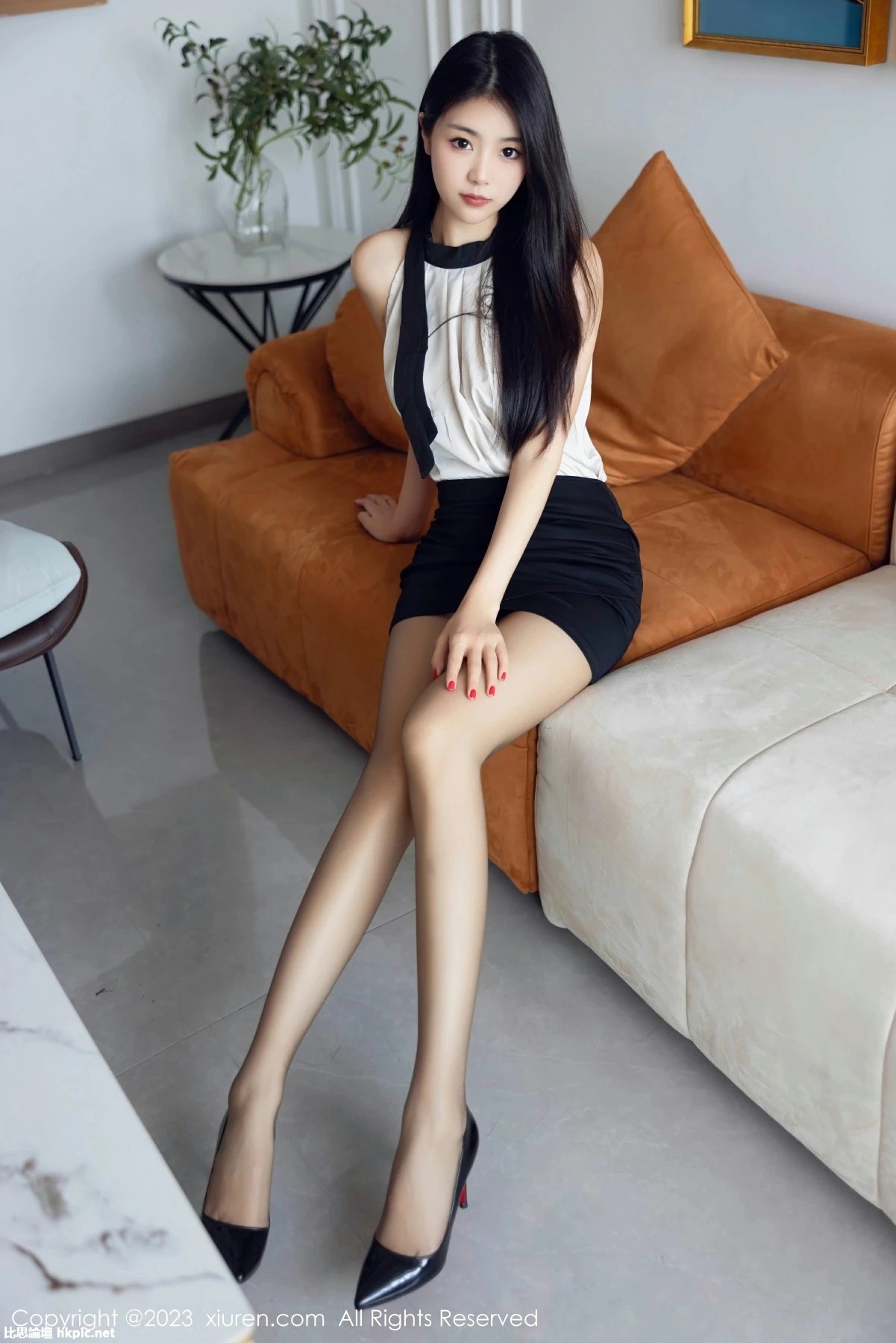 【XiuRen秀人網】20230906Vol7342可樂Vicky【81P】-XIUREN秀人网