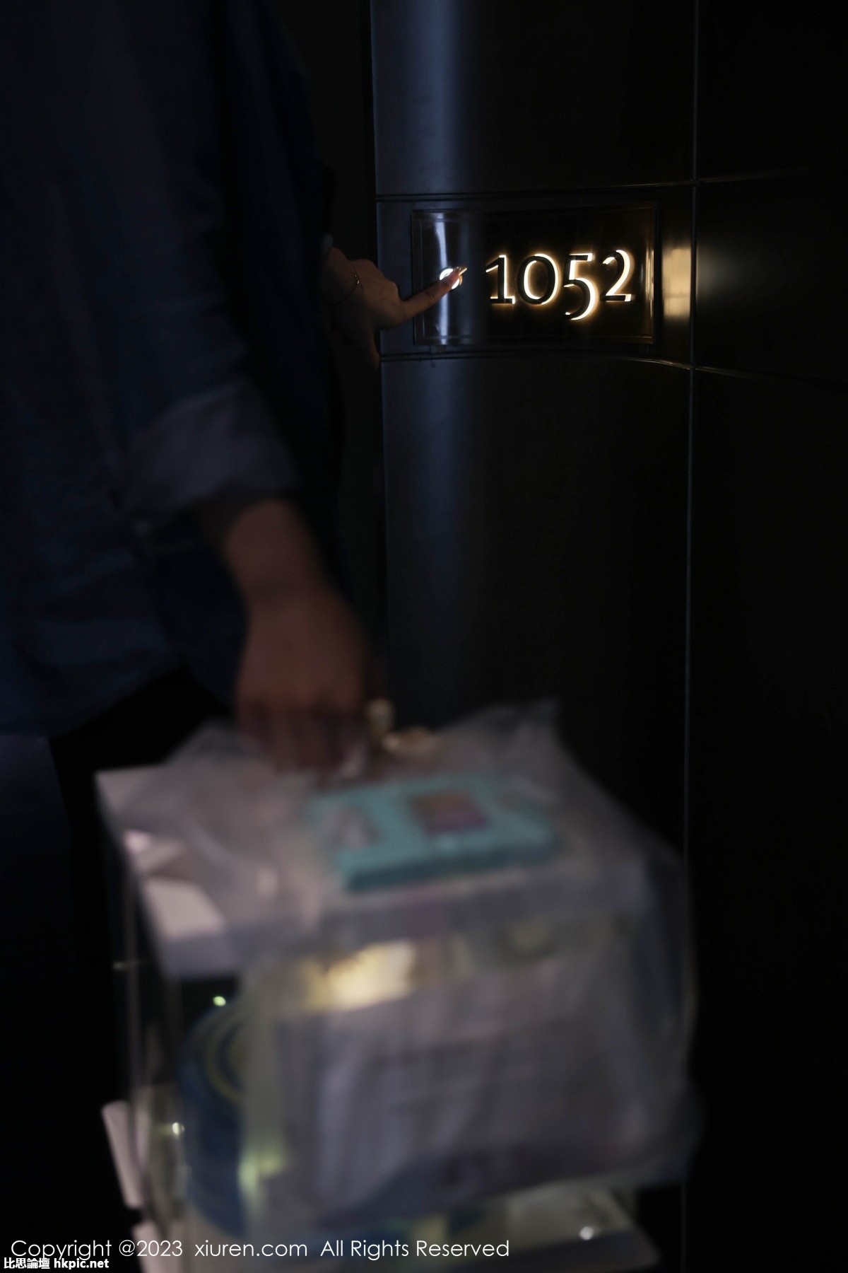 【XiuRen秀人網】20230906Vol7348怮怮【80P】-XIUREN秀人网