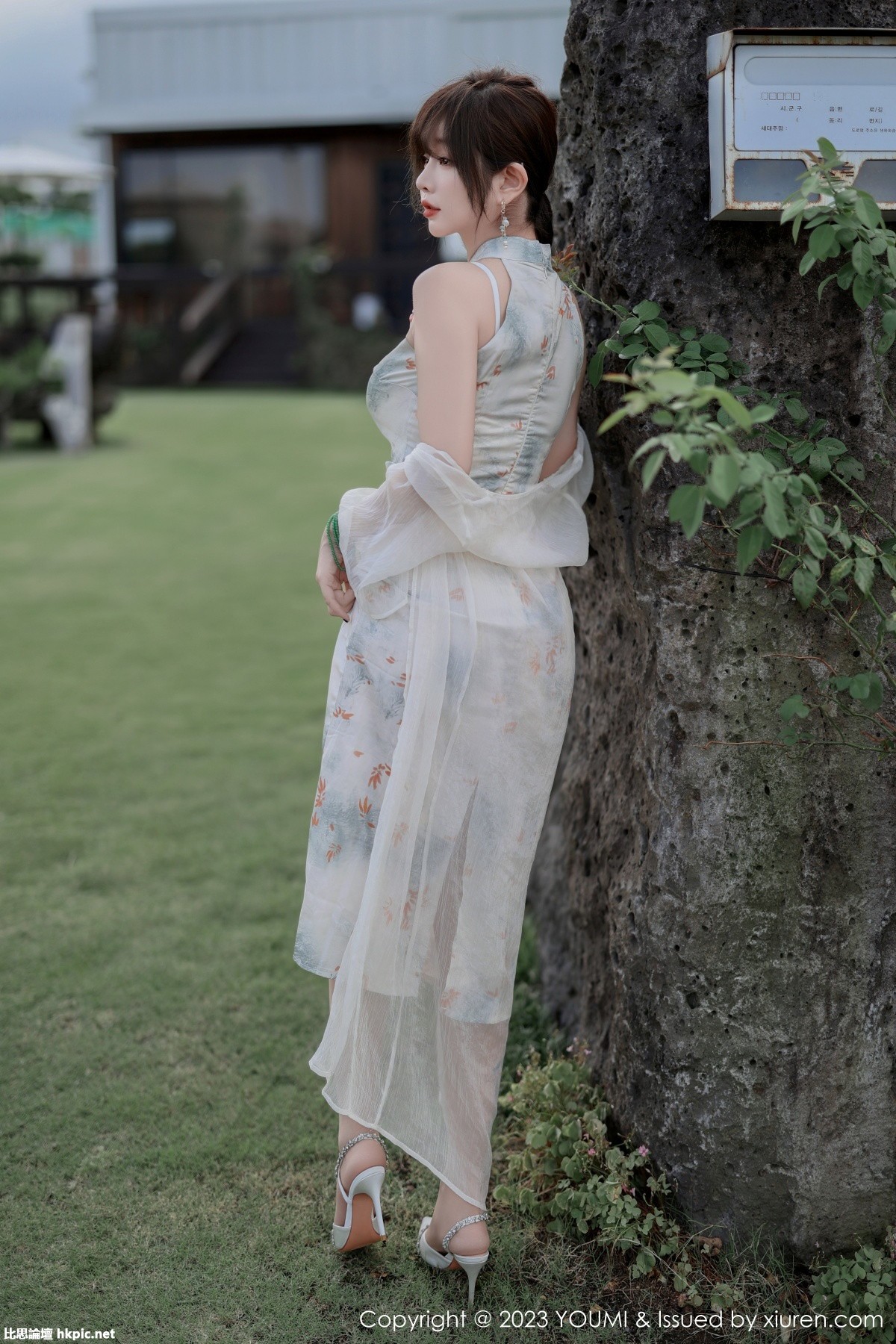 【YOUMI尤蜜荟】20230908Vol983王雨純【79P】-XIUREN秀人网