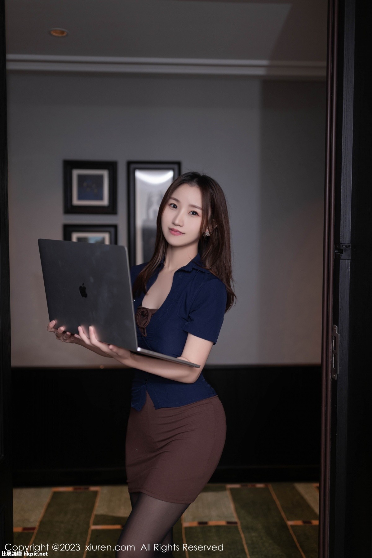 【XiuRen秀人網】20230920Vol7417杏子Yada【85P】-XIUREN秀人网