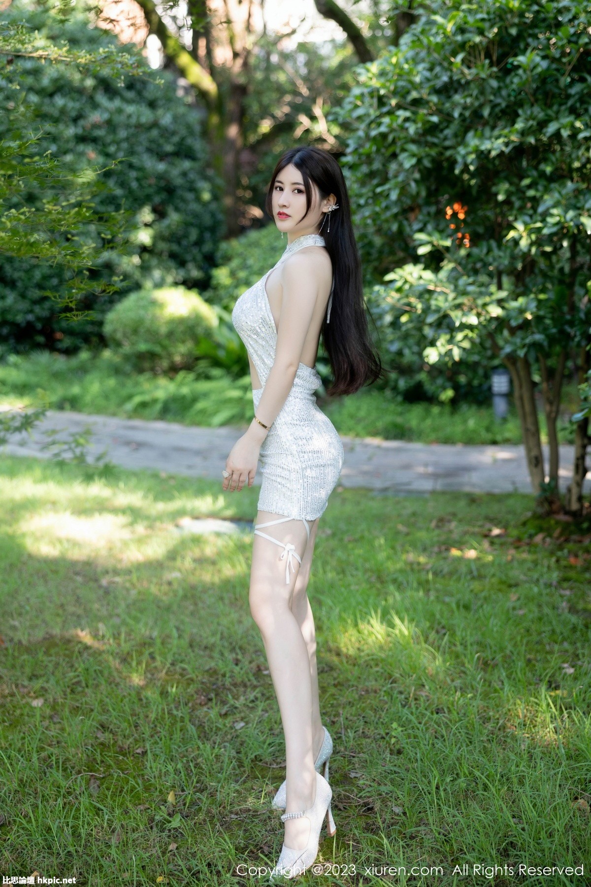 【XiuRen秀人網】20230926Vol7441詩詩kiki【79P】-XIUREN秀人网