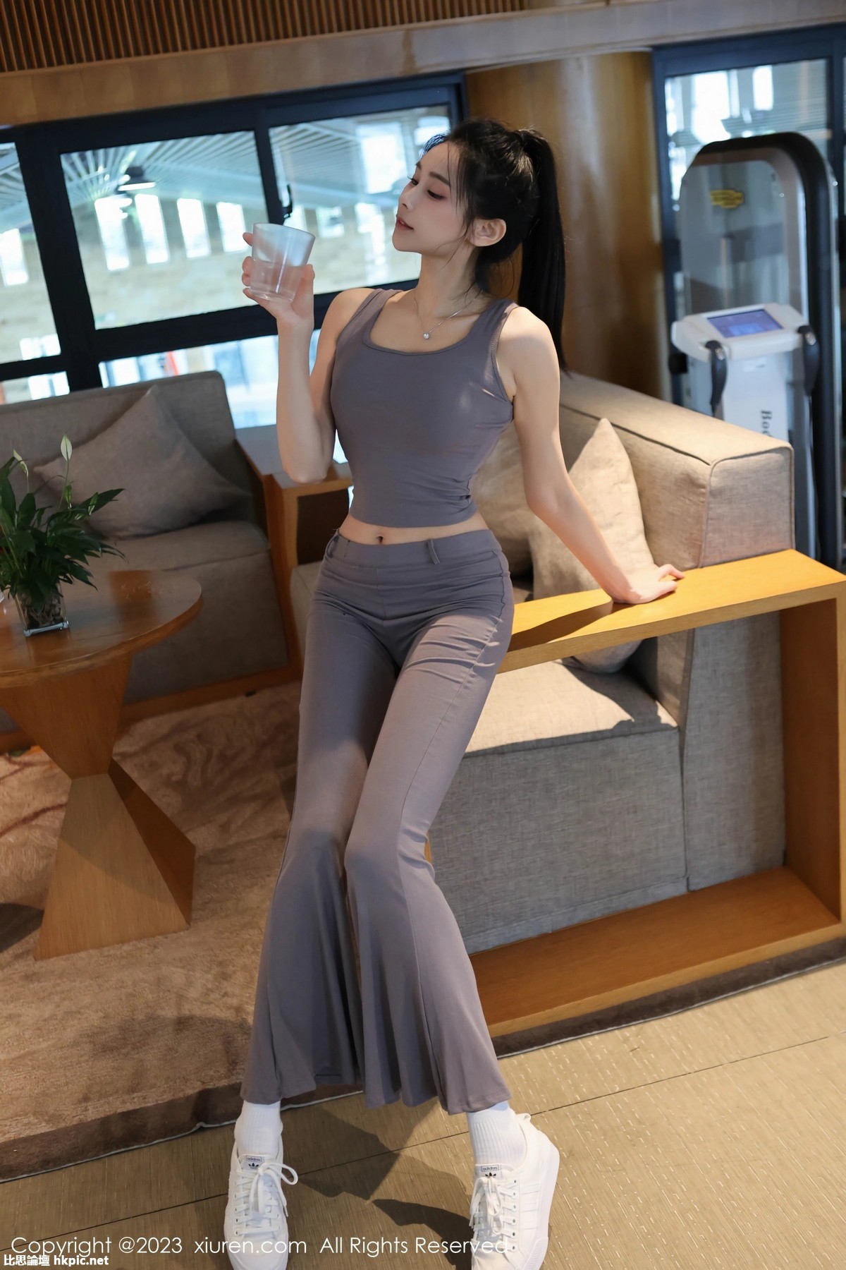 【XiuRen秀人網】20231016Vol7512草莓mm【71P】-XIUREN秀人网