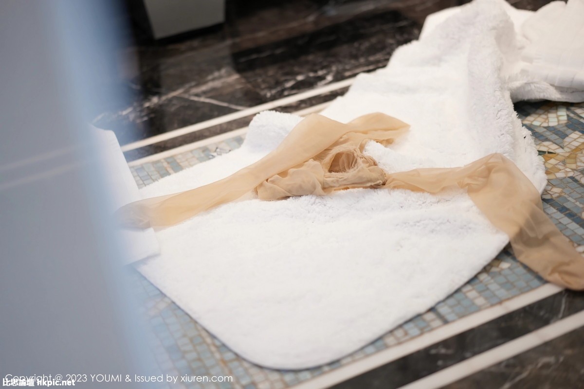 【YOUMI尤蜜荟】20231017Vol994周思喬Betty【77P】-XIUREN秀人网