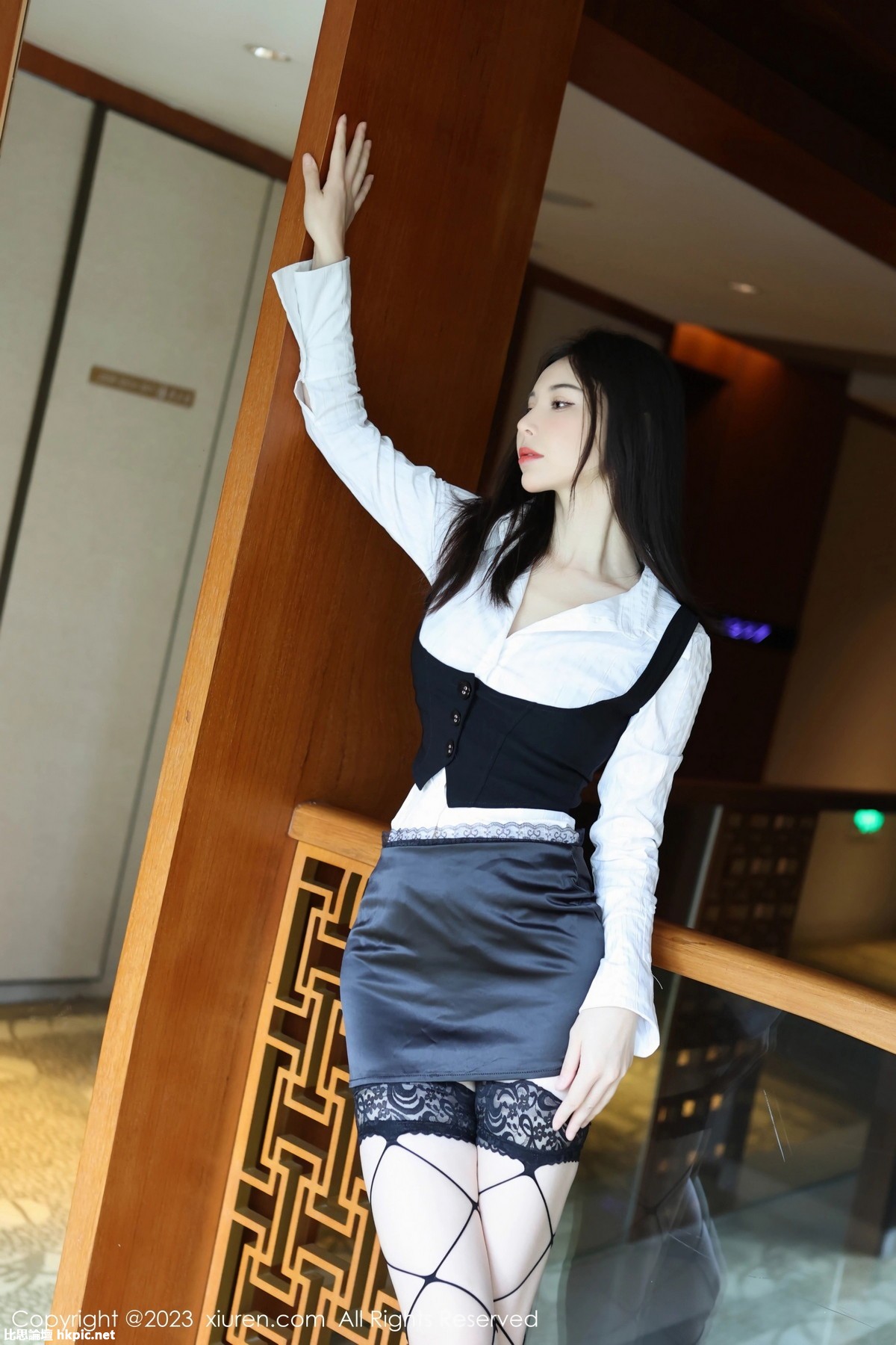 【XiuRen秀人網】20231018Vol7525曼柔【78P】-XIUREN秀人网