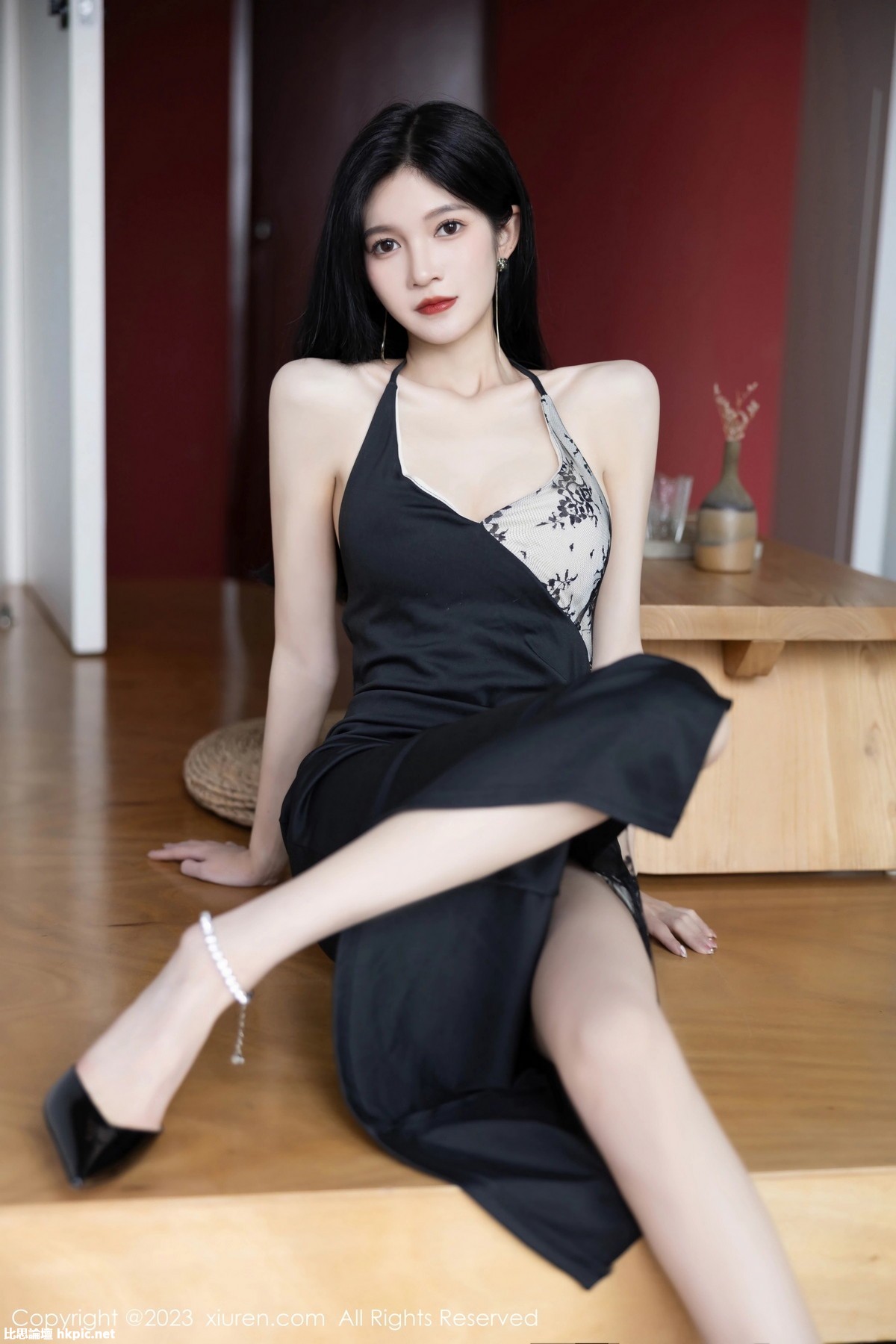 【XiuRen秀人網】20231024Vol7556程程程-完整版無水印寫真【84P】-XIUREN秀人网