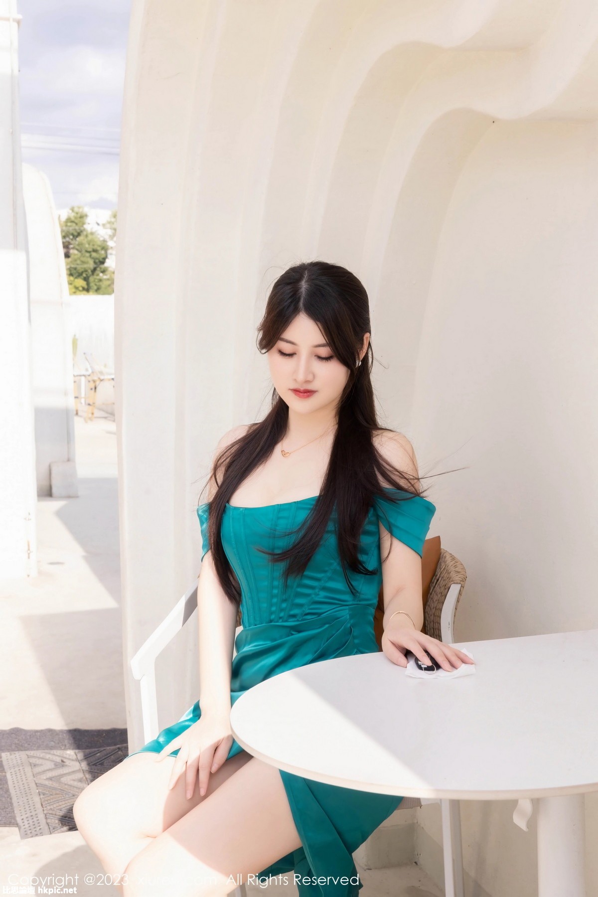 【XiuRen秀人網】20231101Vol7592詩詩kiki【80P】-XIUREN秀人网