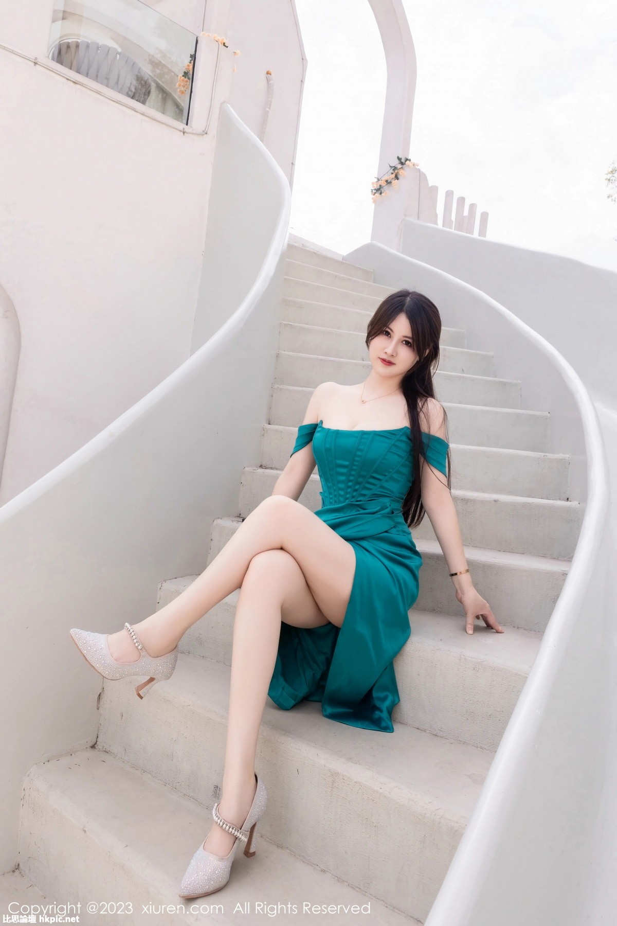 【XiuRen秀人網】20231101Vol7592詩詩kiki【80P】-XIUREN秀人网