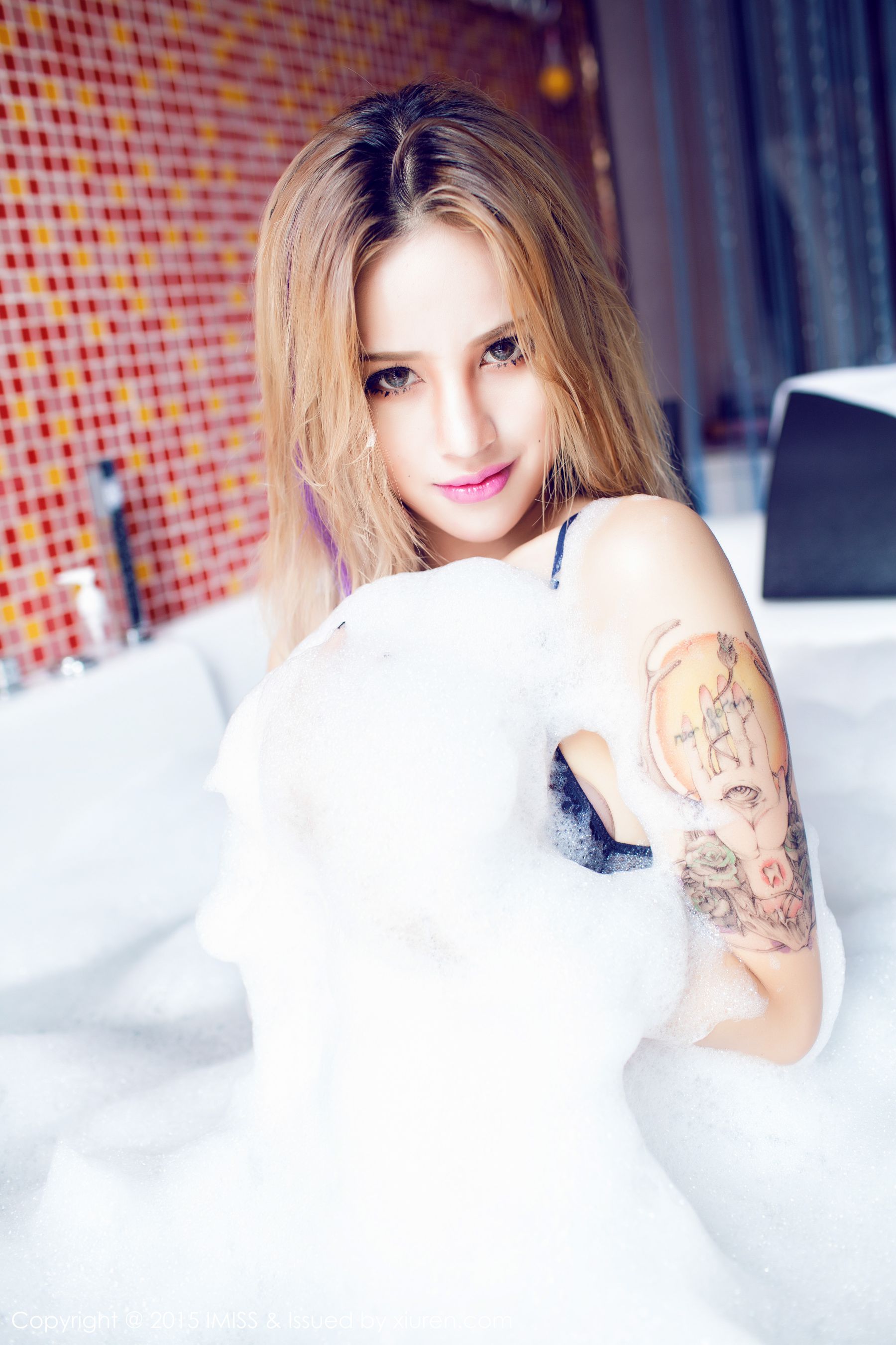 七七、张咏儿rainny-合集[爱蜜社IMiss]Vol002-[秀人套图]