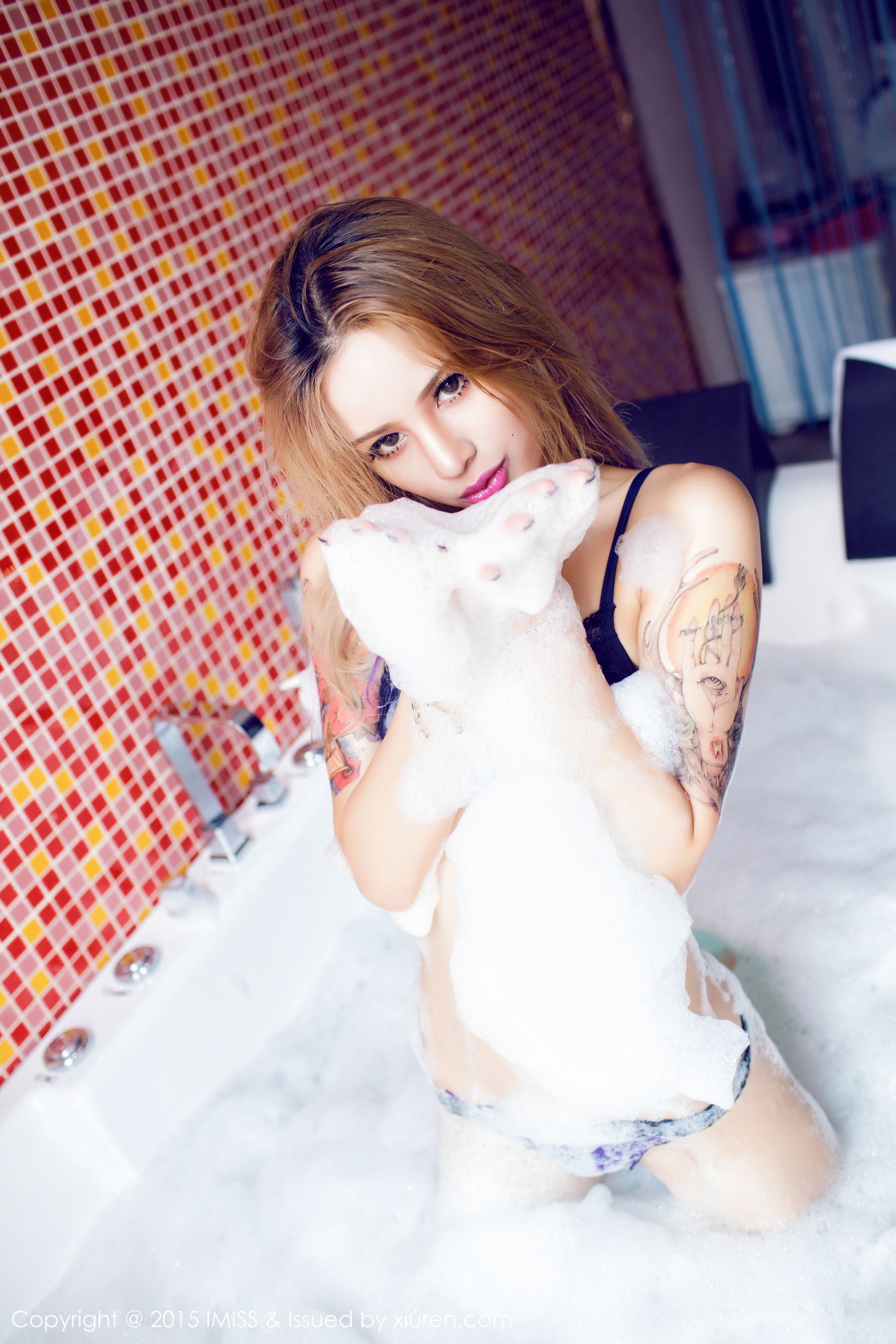 七七、张咏儿rainny-合集[爱蜜社IMiss]Vol002-[秀人套图]