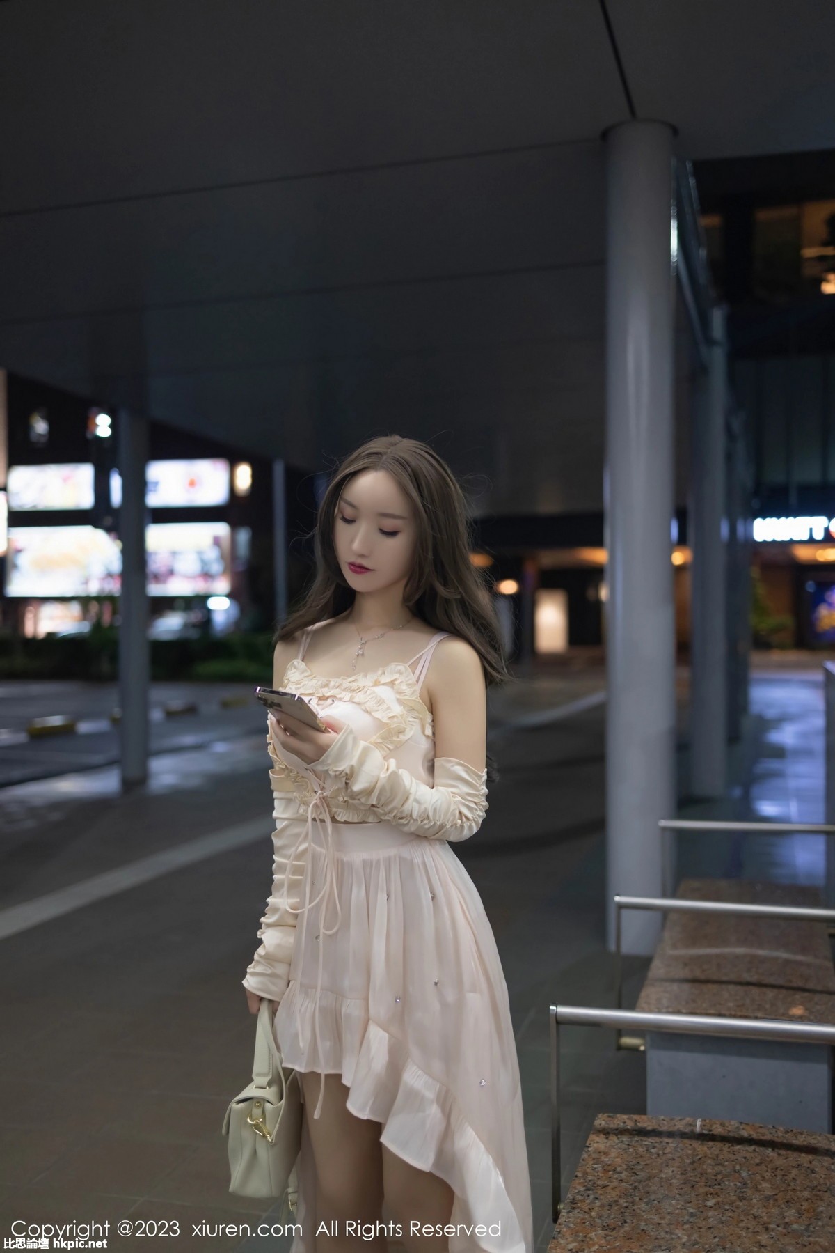 【XiuRen秀人網】20231122Vol7702杏子Yada【80P】-XIUREN秀人网