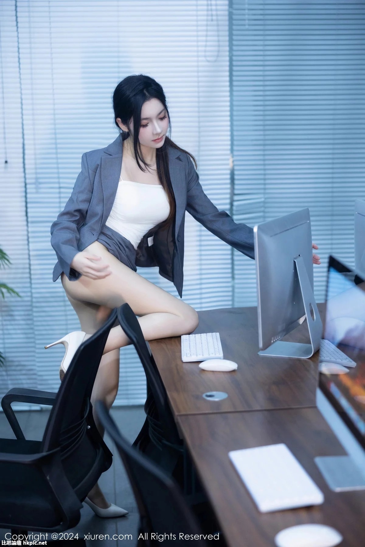 【XiuRen秀人網】20240105Vol7923豆瓣醬【104P】-XIUREN秀人网