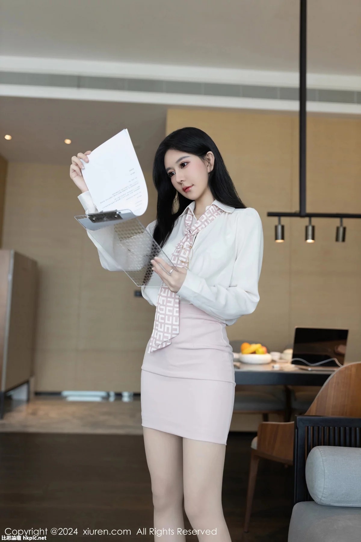 【XiuRen秀人網】20240105Vol7922怮怮【80P】-XIUREN秀人网