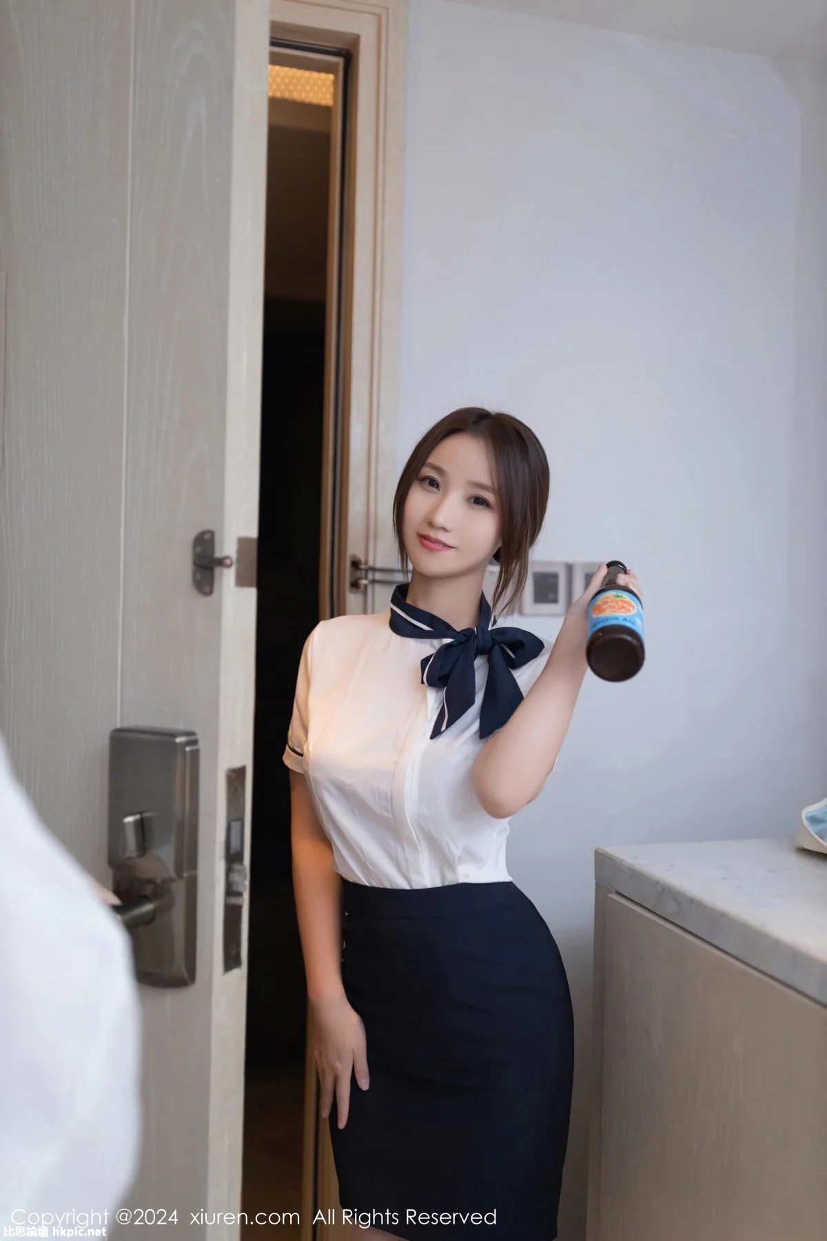 【XiuRen秀人網】20240110Vol7938杏子Yada-XIUREN秀人网