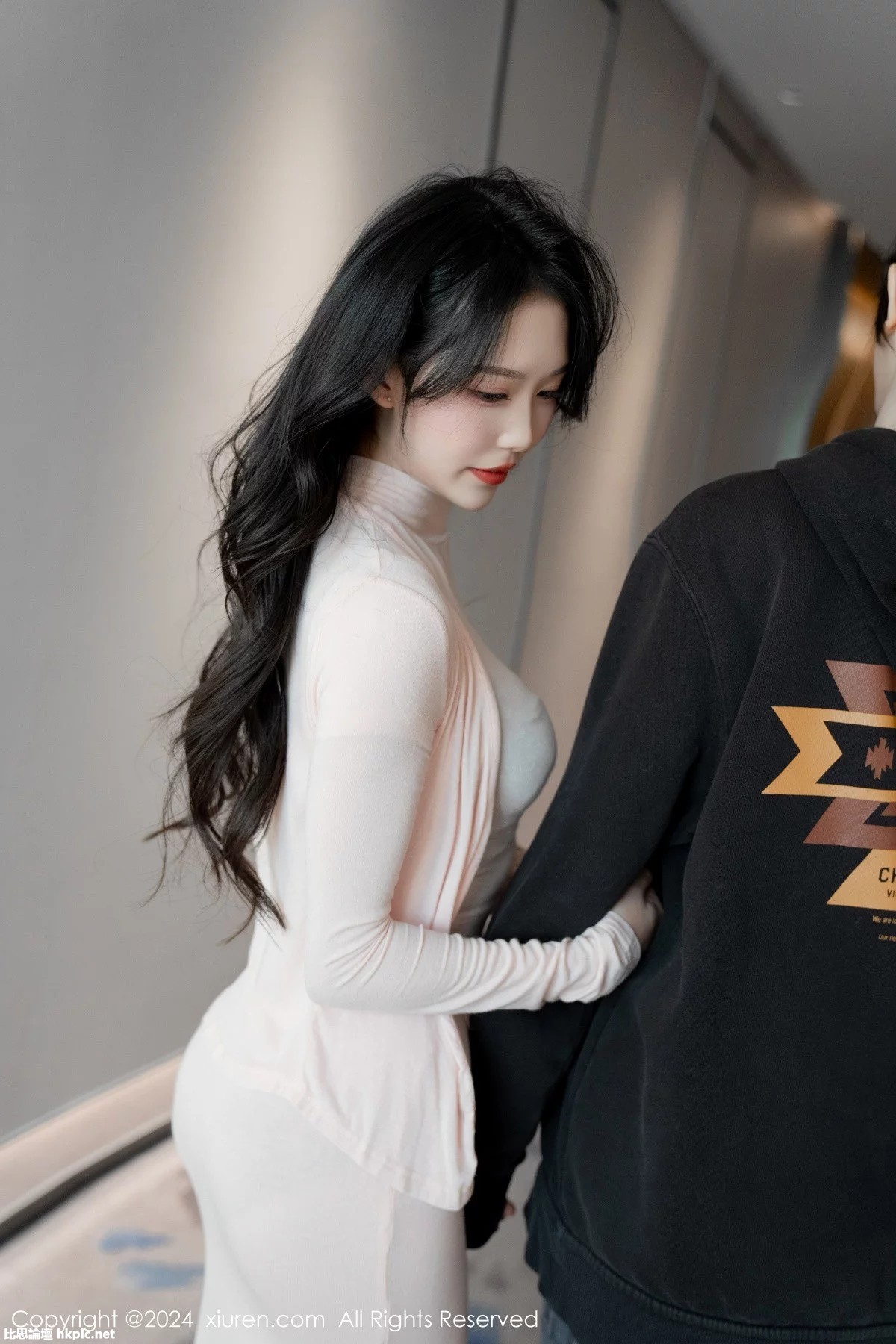 【XiuRen秀人網】20240111Vol7945利世【96P】-XIUREN秀人网