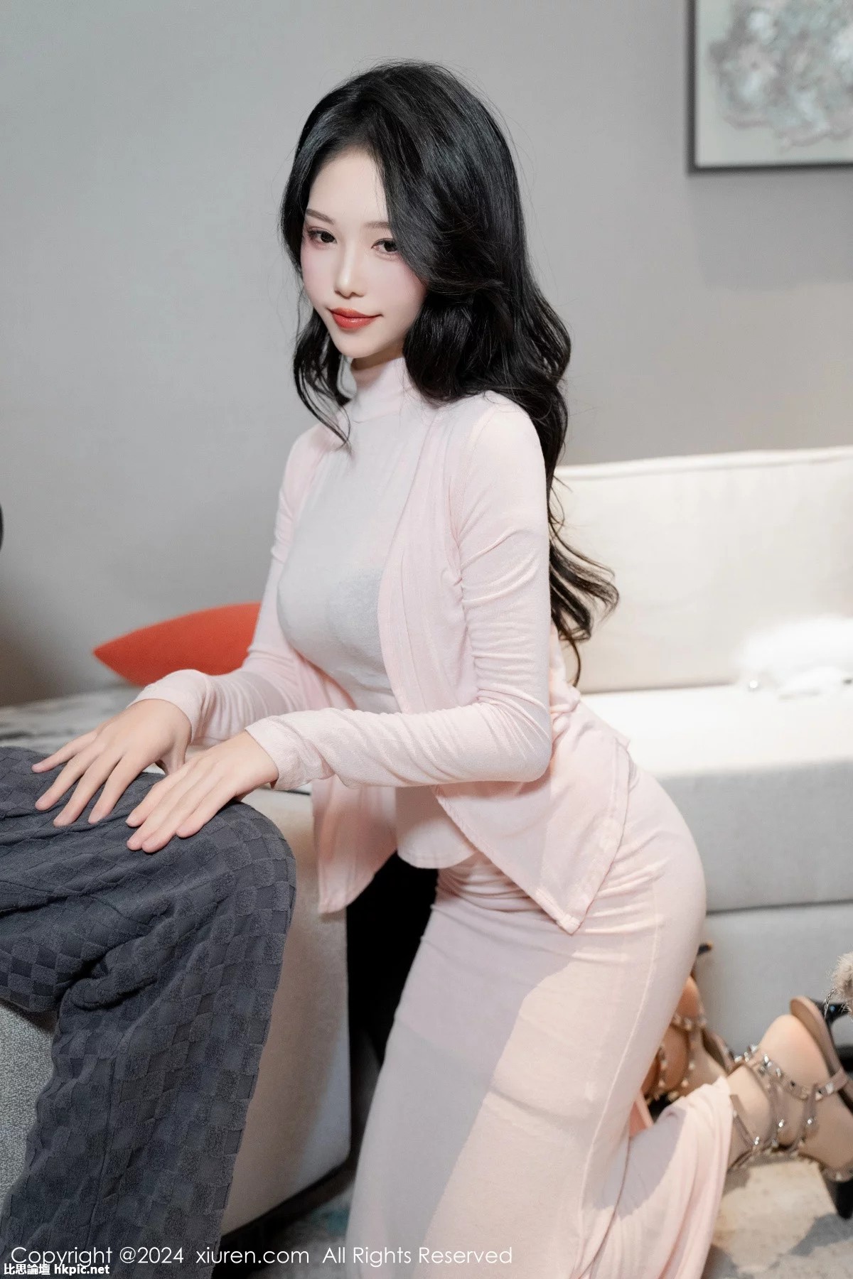 【XiuRen秀人網】20240111Vol7945利世【96P】-XIUREN秀人网