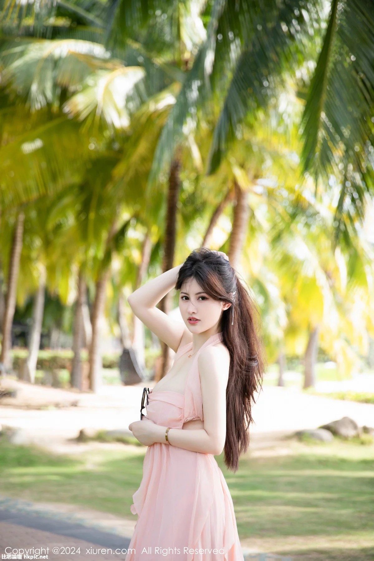 【XiuRen秀人網】20240111Vol7948詩詩kiki【91P】-XIUREN秀人网