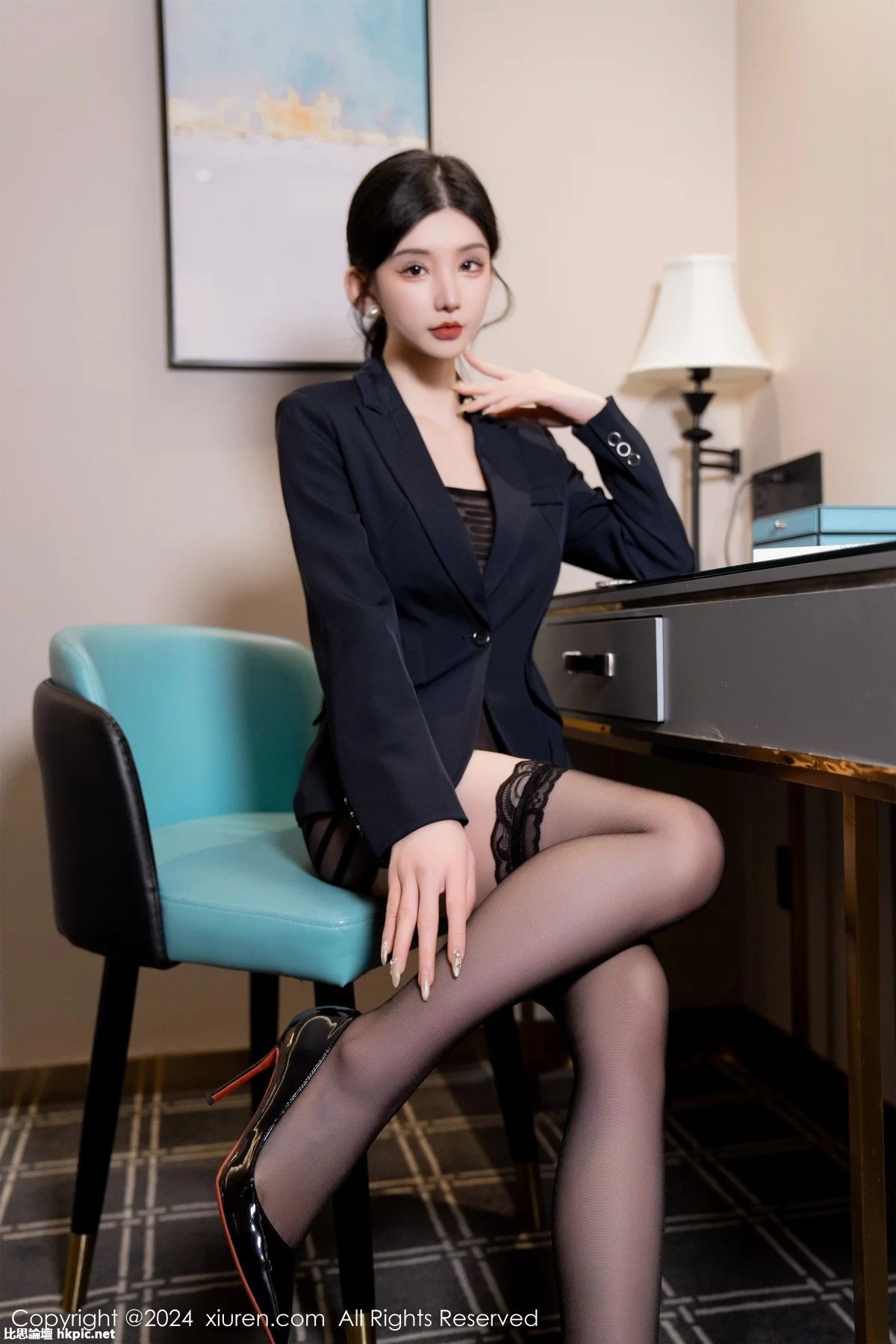 【XiuRen秀人網】20240112Vol7956周于希Sally【98P】-XIUREN秀人网