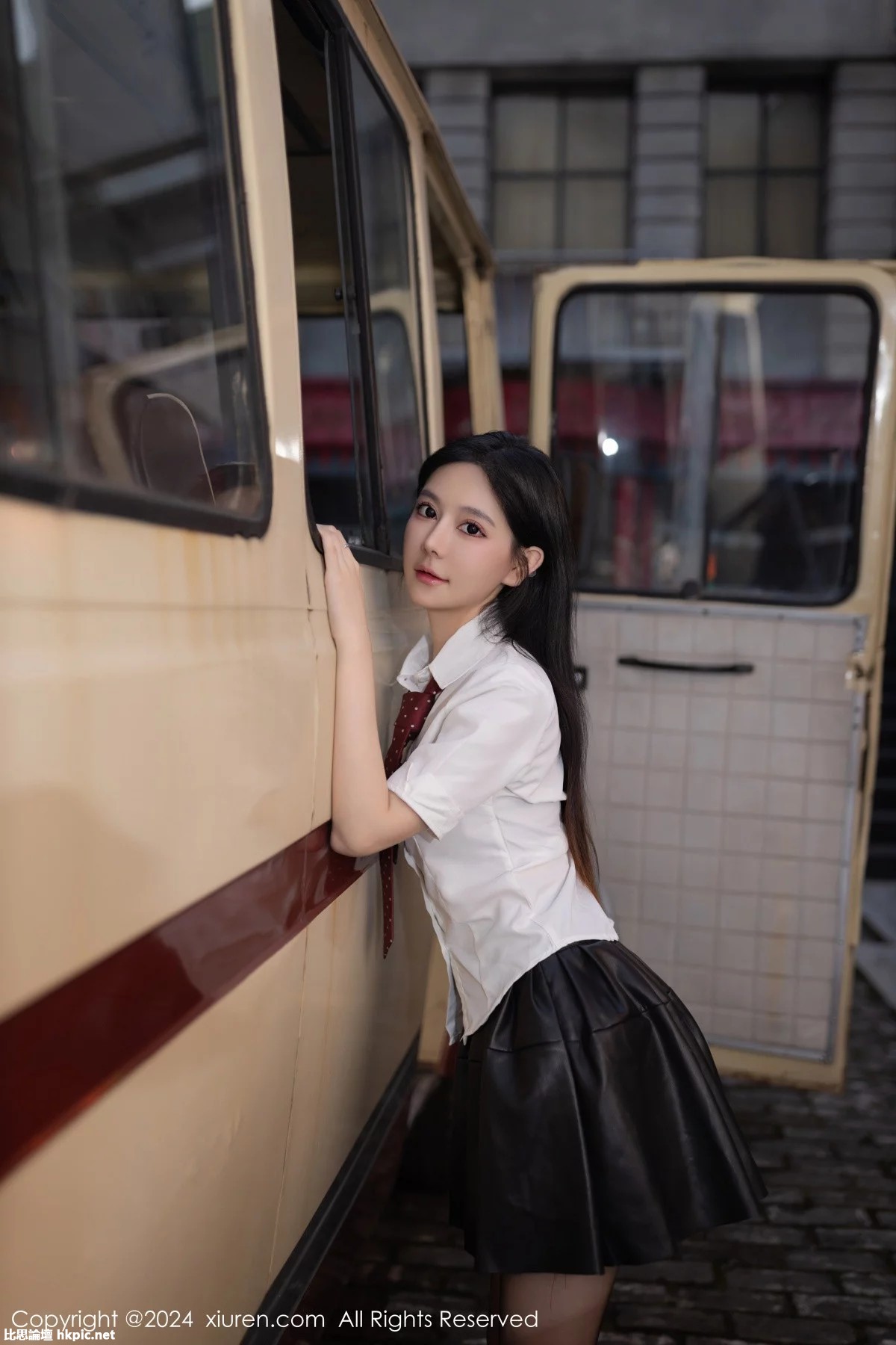 【XiuRen秀人網】20240112Vol7957怮怮【80P】-XIUREN秀人网