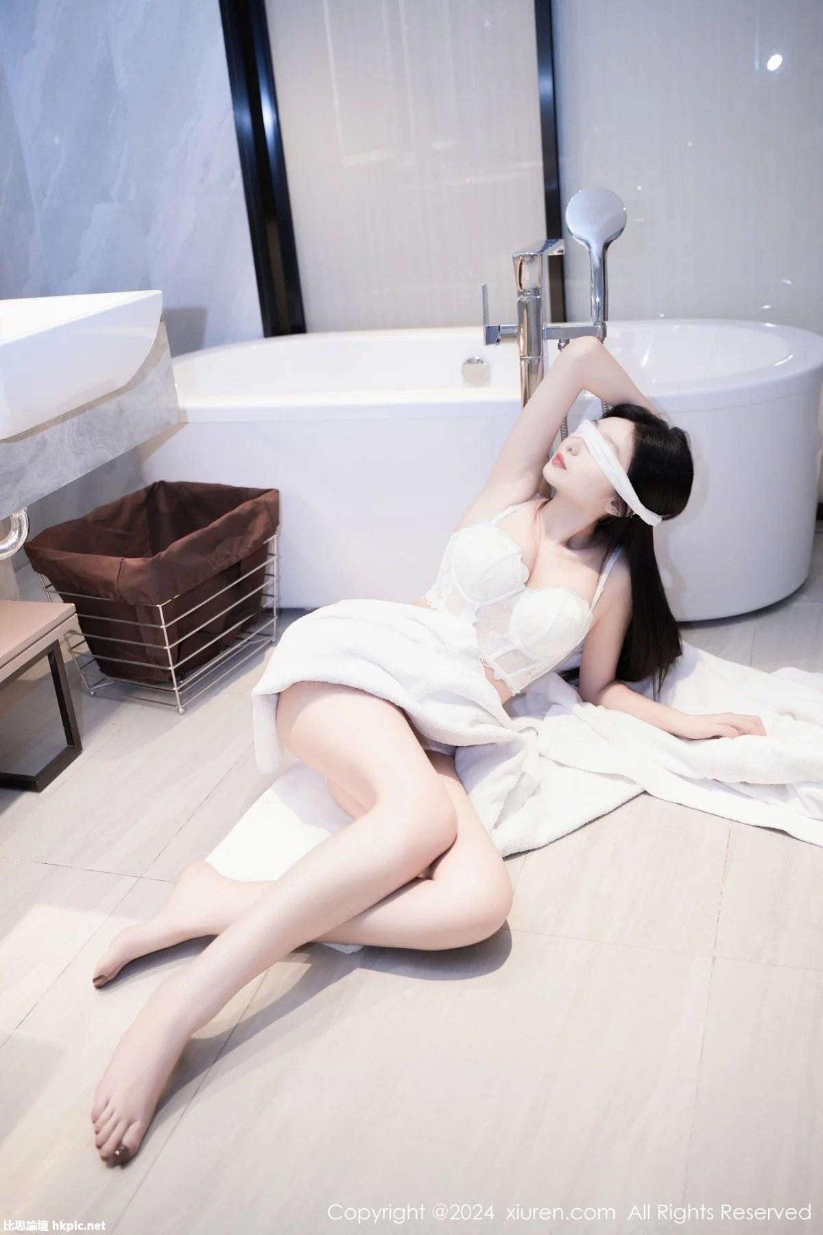 【XiuRen秀人網】20240115Vol7960安琪Yee【64P】-XIUREN秀人网