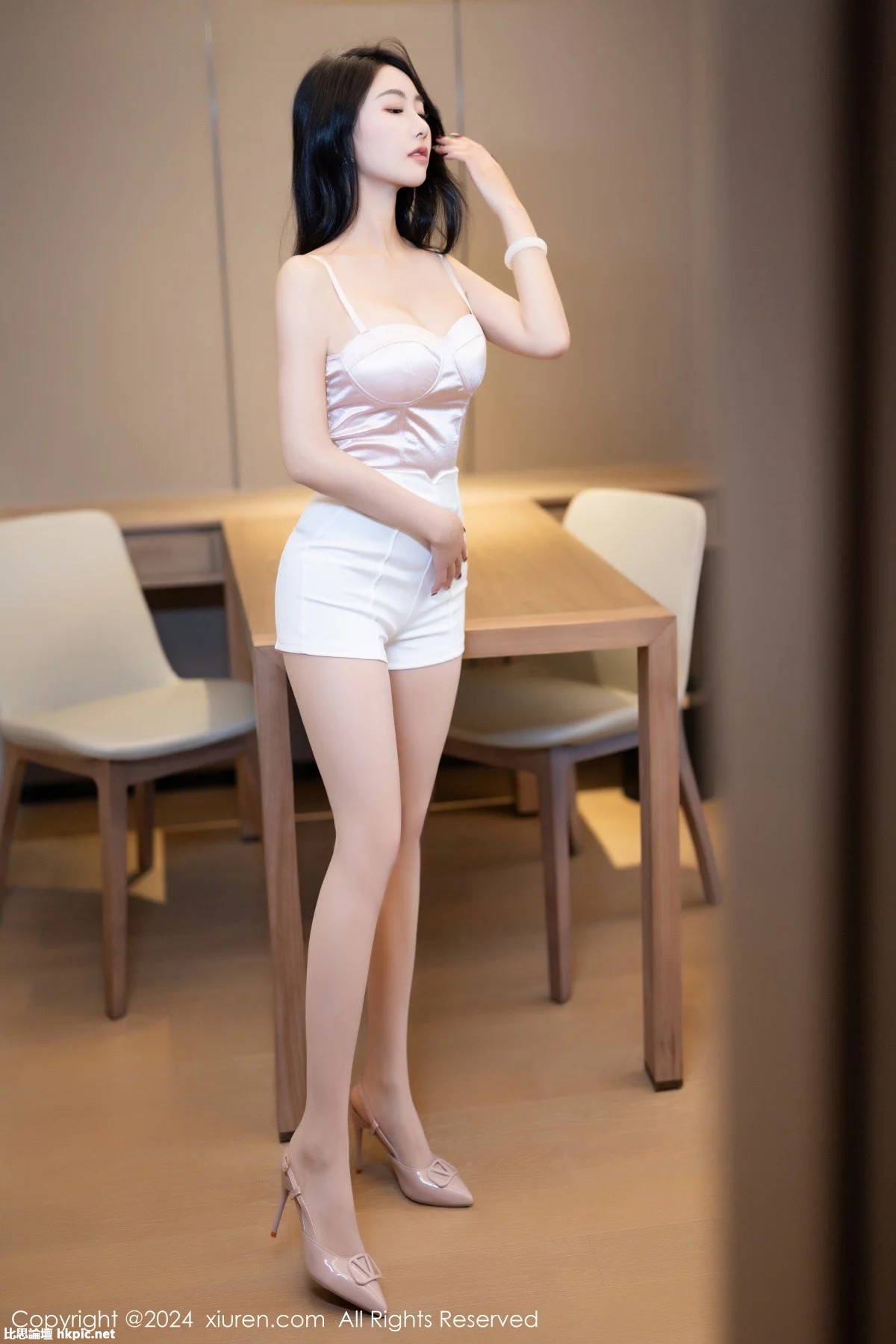 【XiuRen秀人網】20240115Vol7962蘇蘇阿【81P】-XIUREN秀人网