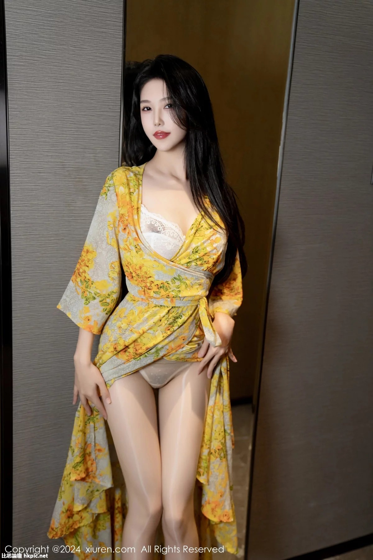 【XiuRen秀人網】20240118Vol7981利世【99P】-XIUREN秀人网