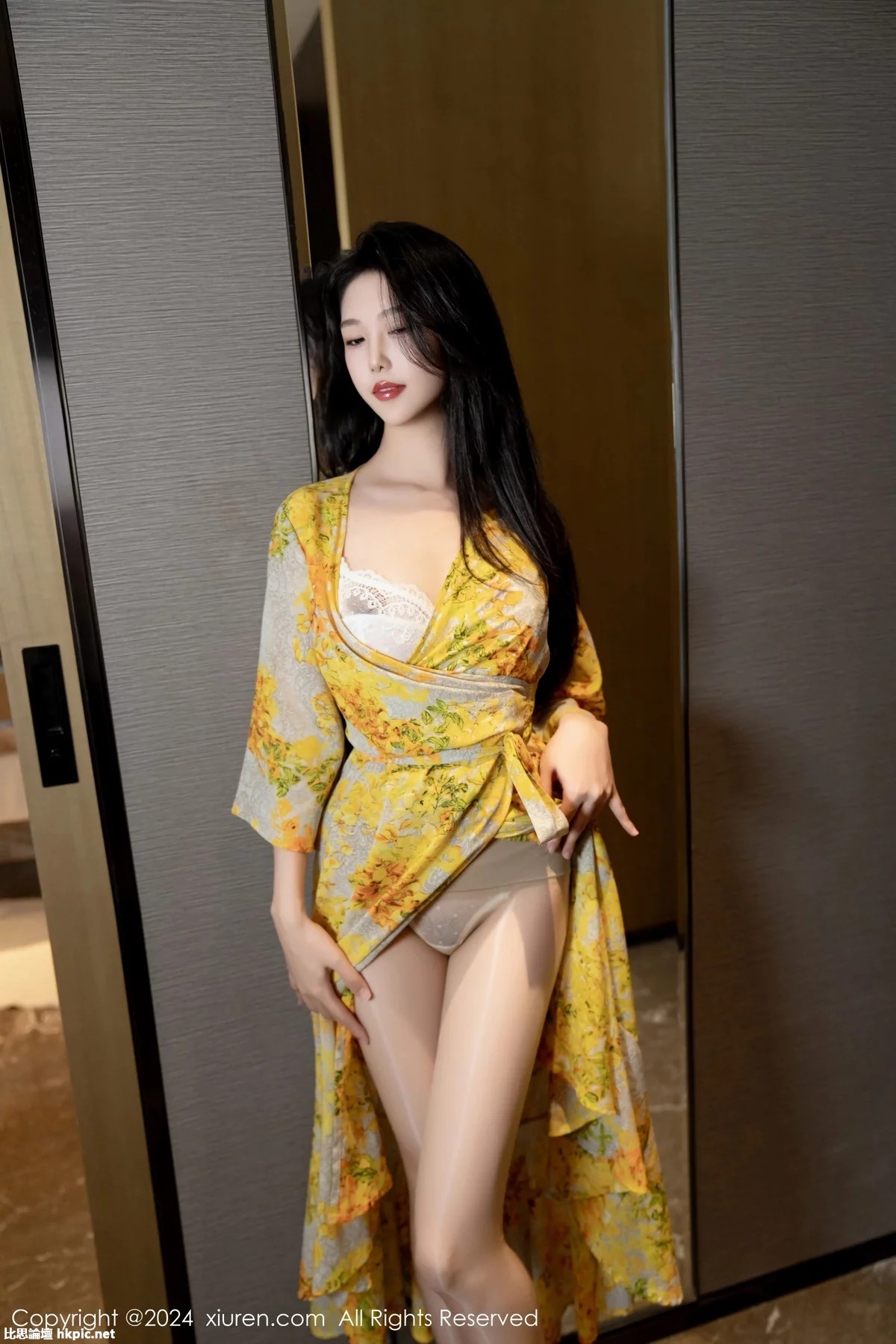 【XiuRen秀人網】20240118Vol7981利世【99P】-XIUREN秀人网