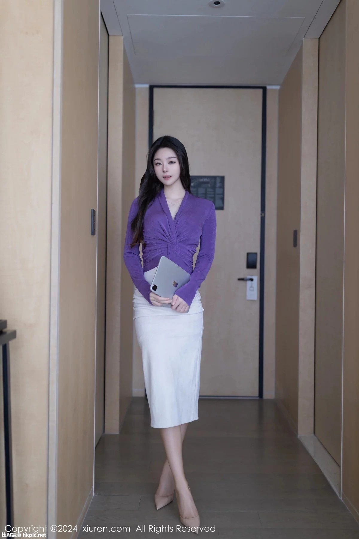 【XiuRen秀人網】20240118Vol7982小逗逗【80P】-XIUREN秀人网