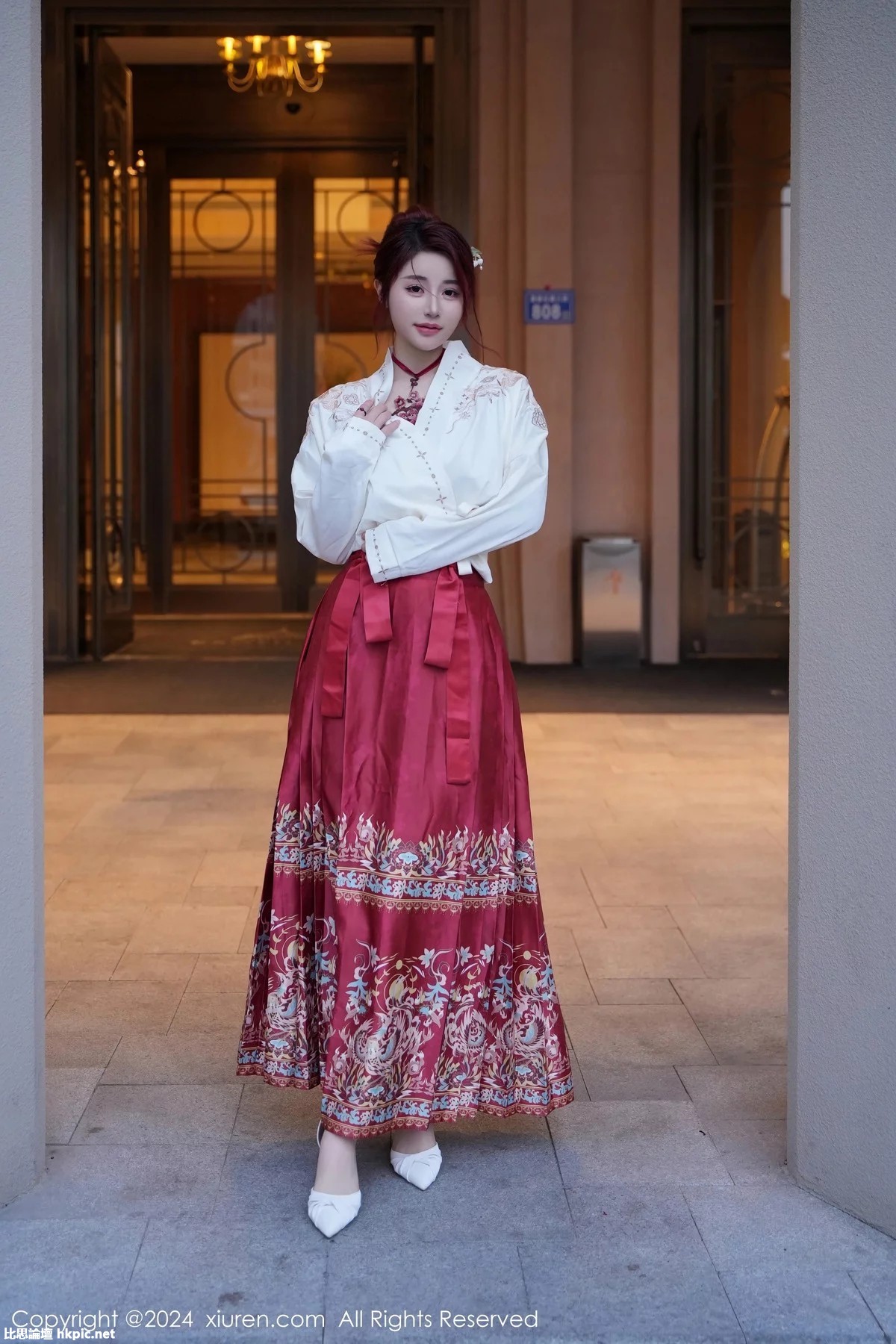 【XiuRen秀人網】20240119Vol7985美七Mia【70P】-XIUREN秀人网