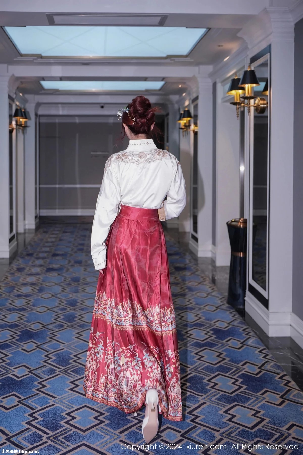 【XiuRen秀人網】20240119Vol7985美七Mia【70P】-XIUREN秀人网