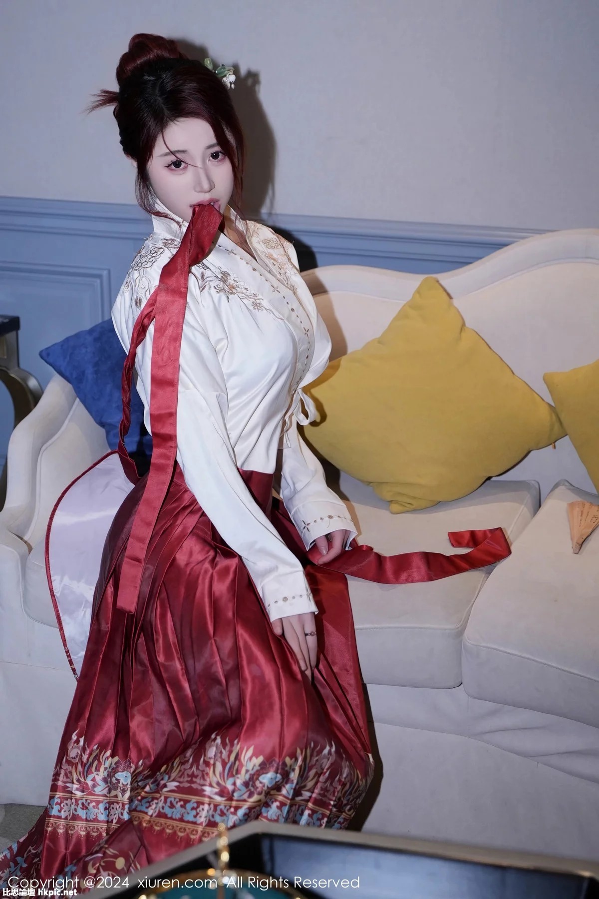 【XiuRen秀人網】20240119Vol7985美七Mia【70P】-XIUREN秀人网