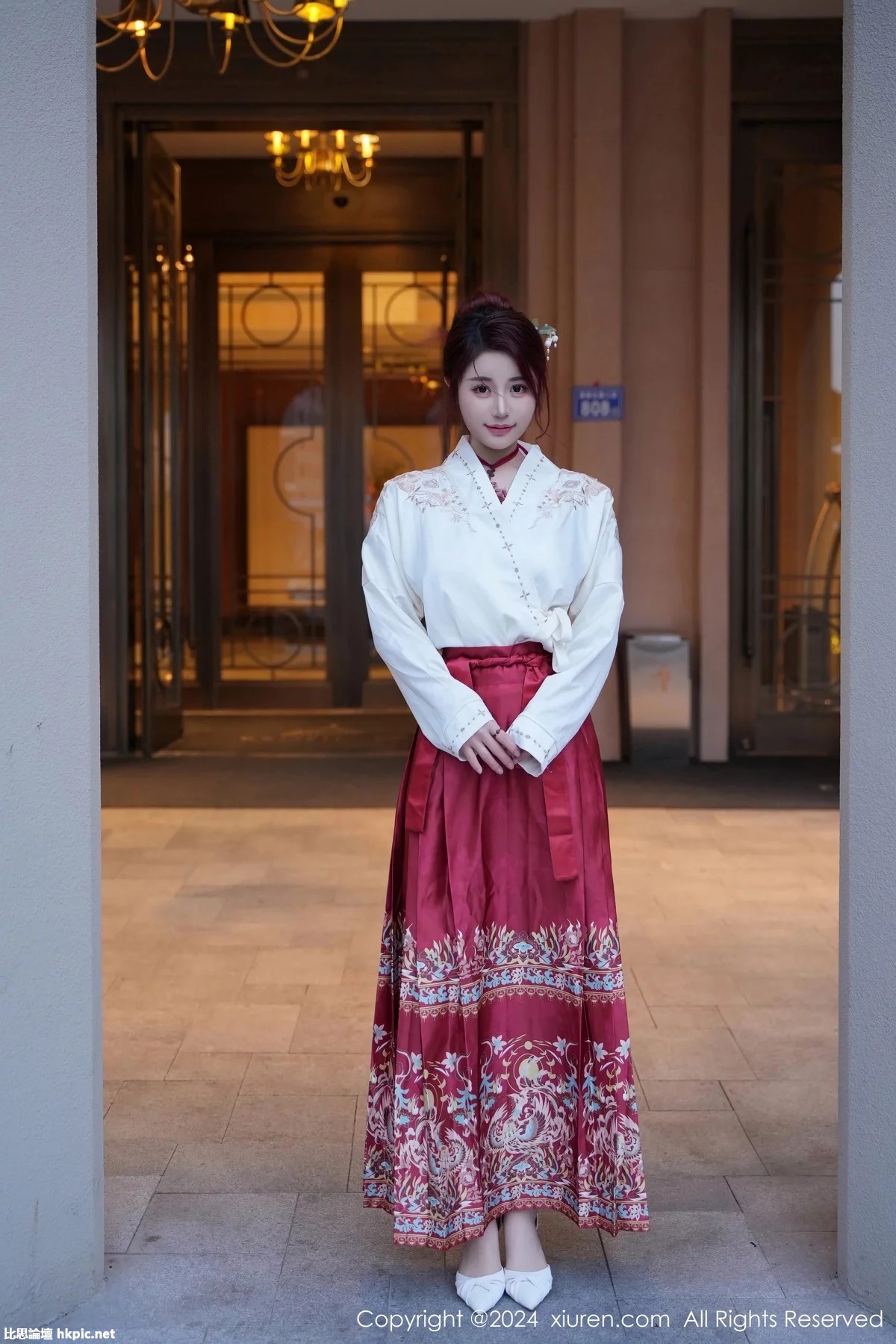 【XiuRen秀人網】20240119Vol7985美七Mia【70P】-XIUREN秀人网