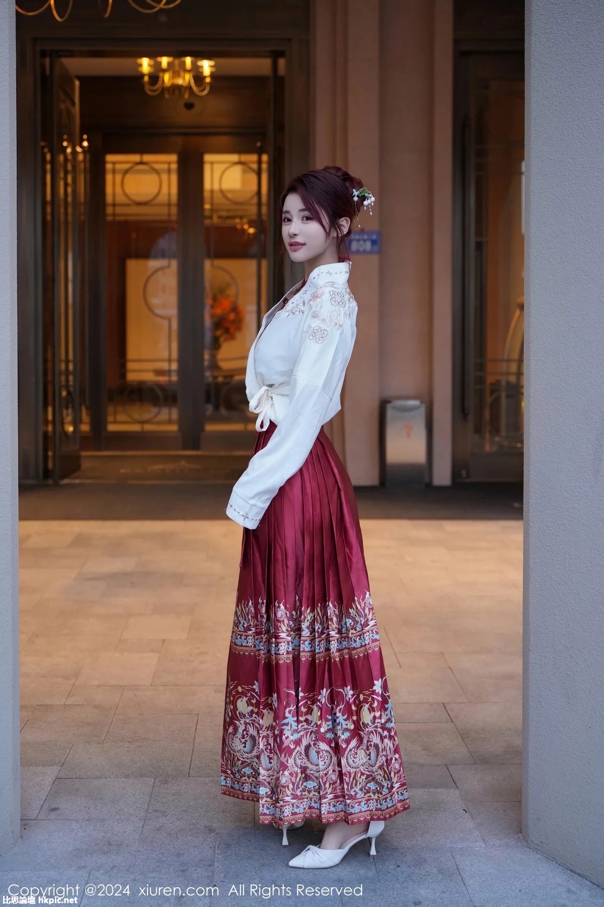 【XiuRen秀人網】20240119Vol7985美七Mia【70P】-XIUREN秀人网