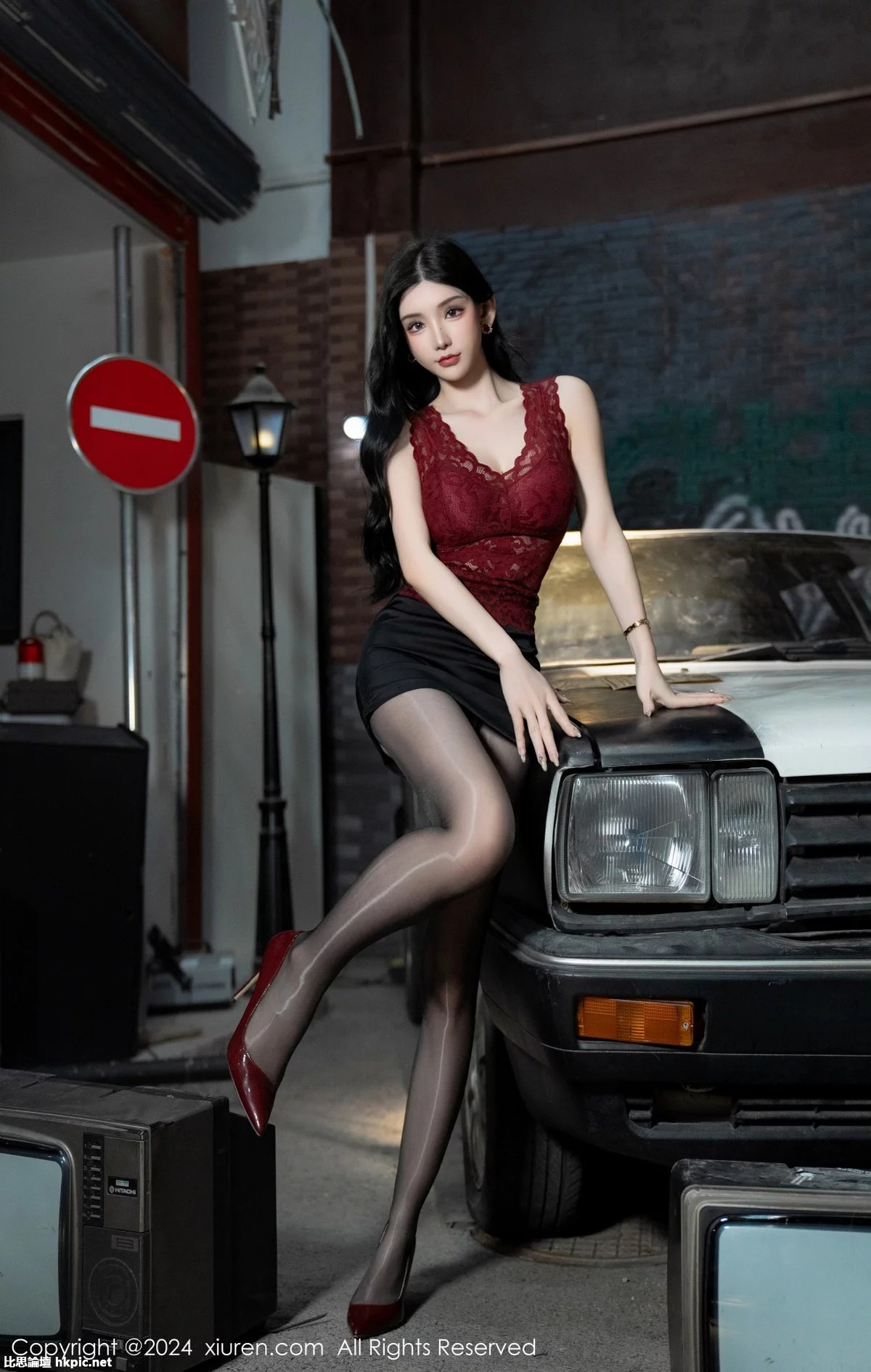 【XiuRen秀人網】20240119Vol7993周于希Sally【93P】-XIUREN秀人网