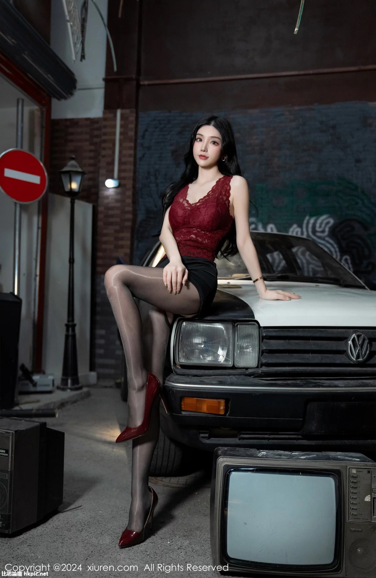 【XiuRen秀人網】20240119Vol7993周于希Sally【93P】-XIUREN秀人网