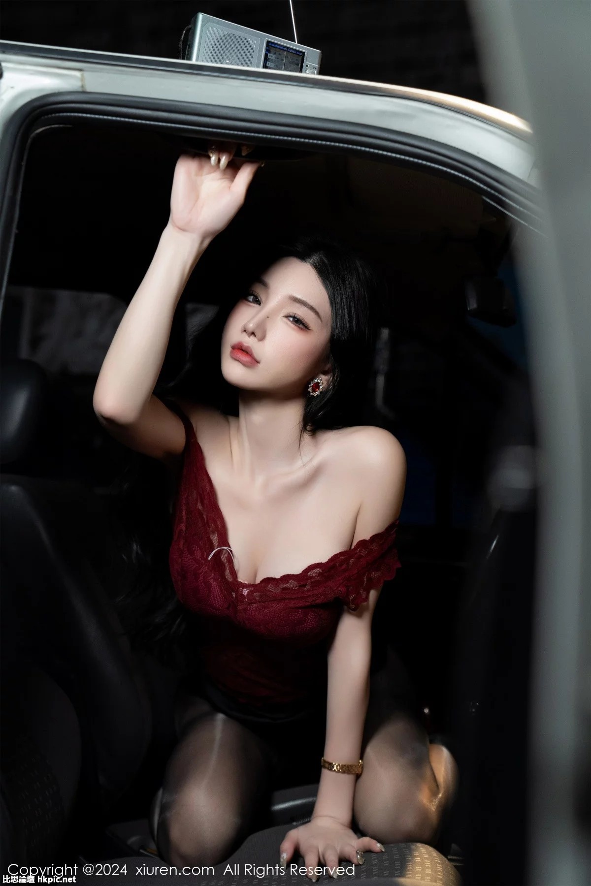 【XiuRen秀人網】20240119Vol7993周于希Sally【93P】-XIUREN秀人网