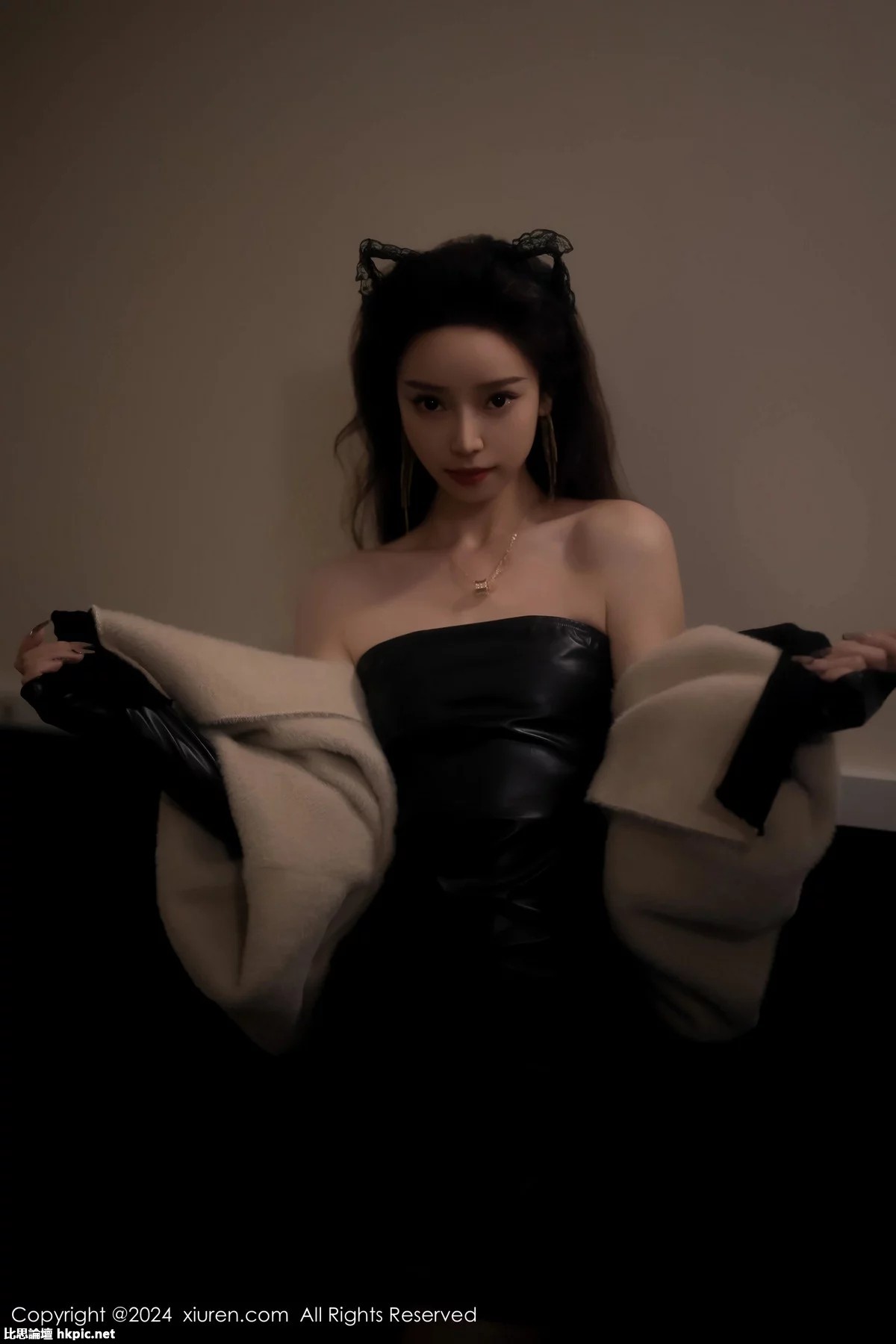 【XiuRen秀人網】20240201Vol8049蘇曼兮【64P】-XIUREN秀人网