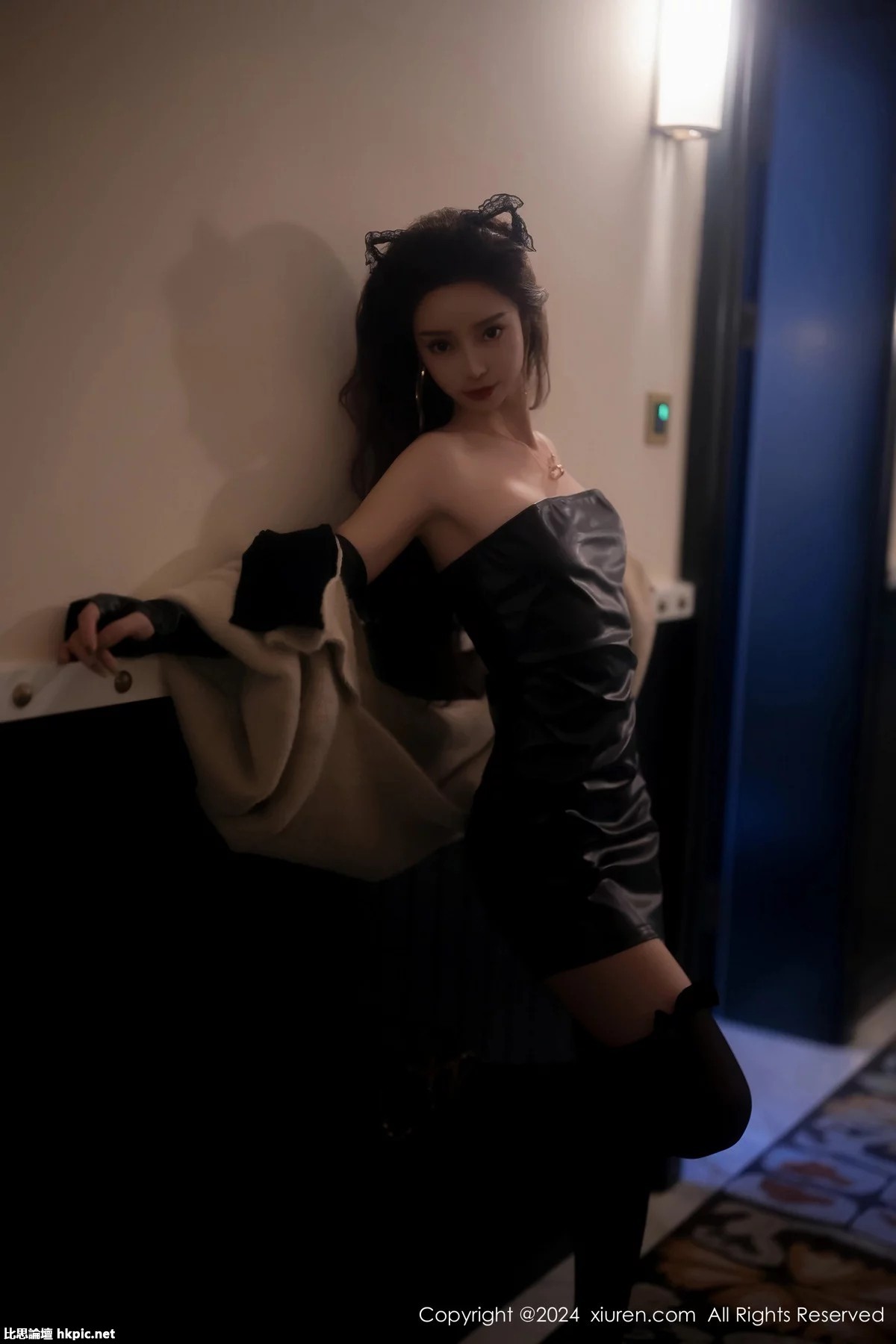 【XiuRen秀人網】20240201Vol8049蘇曼兮【64P】-XIUREN秀人网