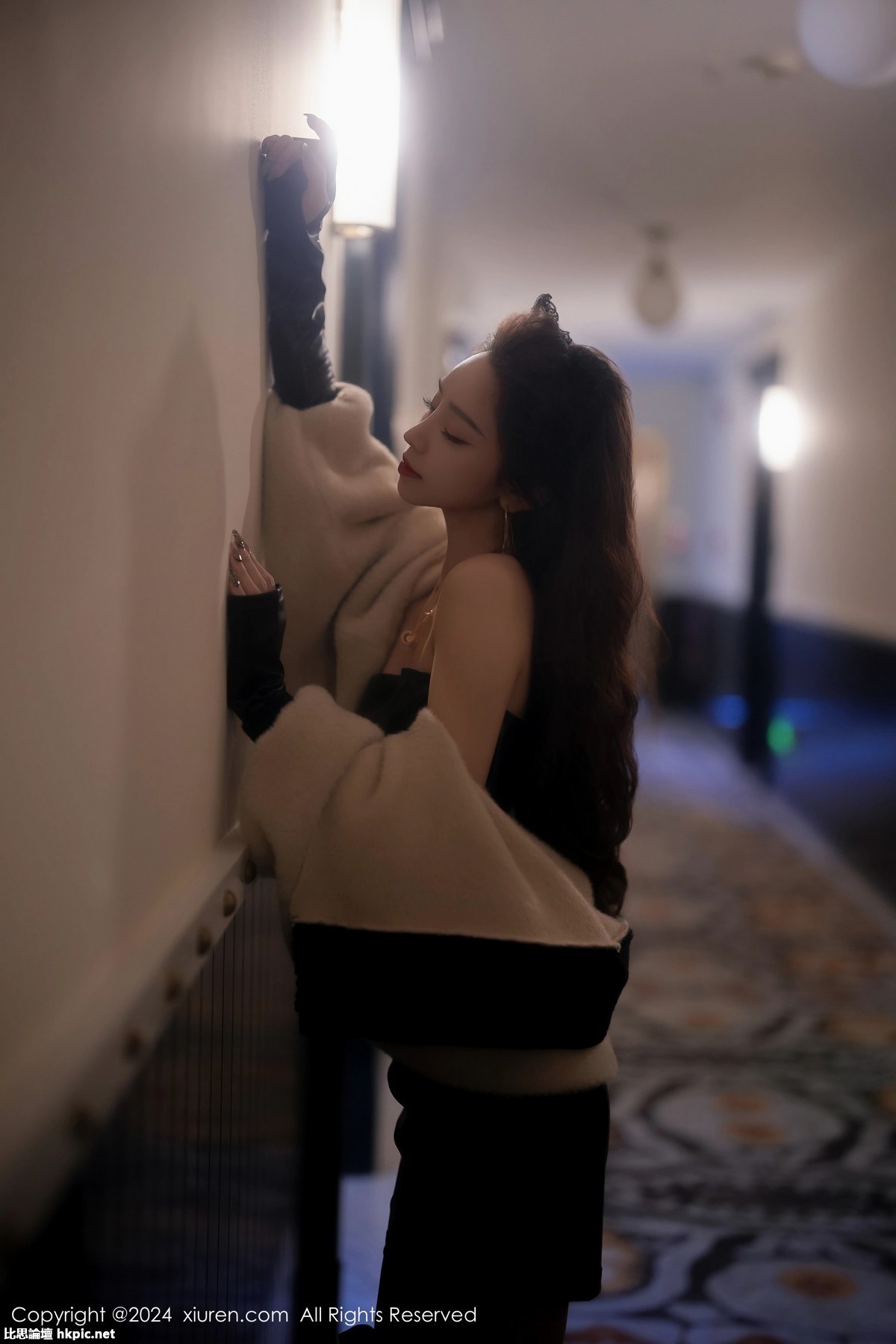 【XiuRen秀人網】20240201Vol8049蘇曼兮【64P】-XIUREN秀人网