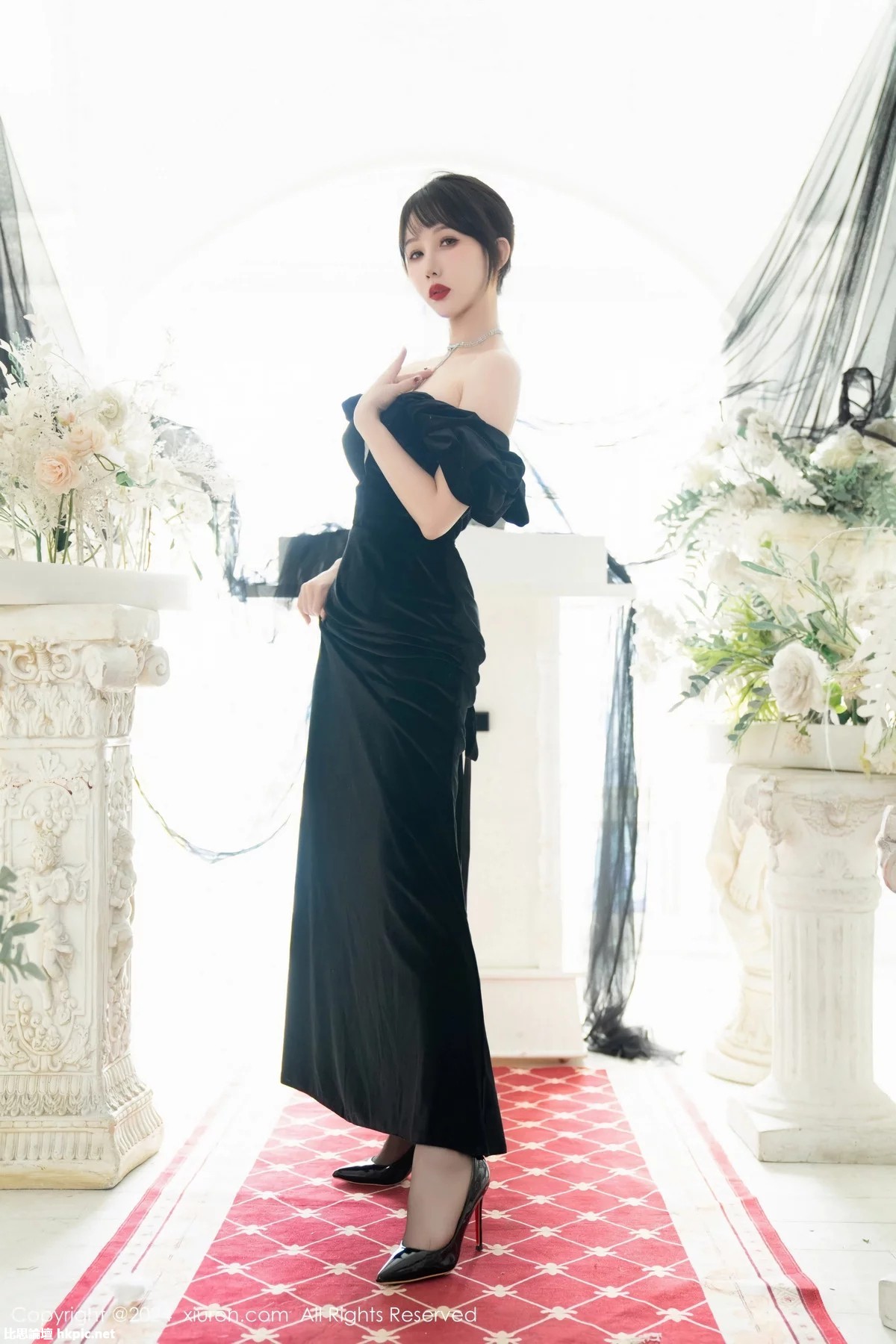 【XiuRen秀人網】20240205Vol8070波巧醬【87P】-XIUREN秀人网